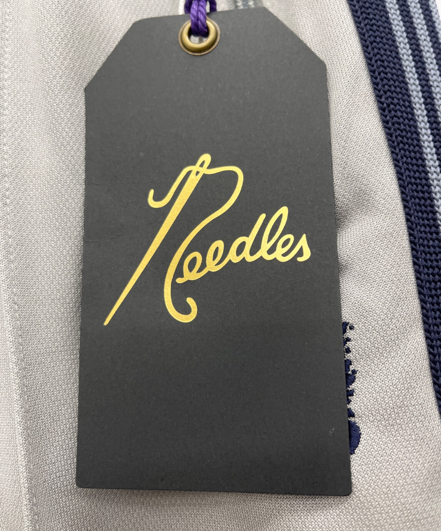 新品未使用ニードルス濱家着トラック 中古・古着通販】Needles (ニードルズ) トラックパンツ グレー サイズ