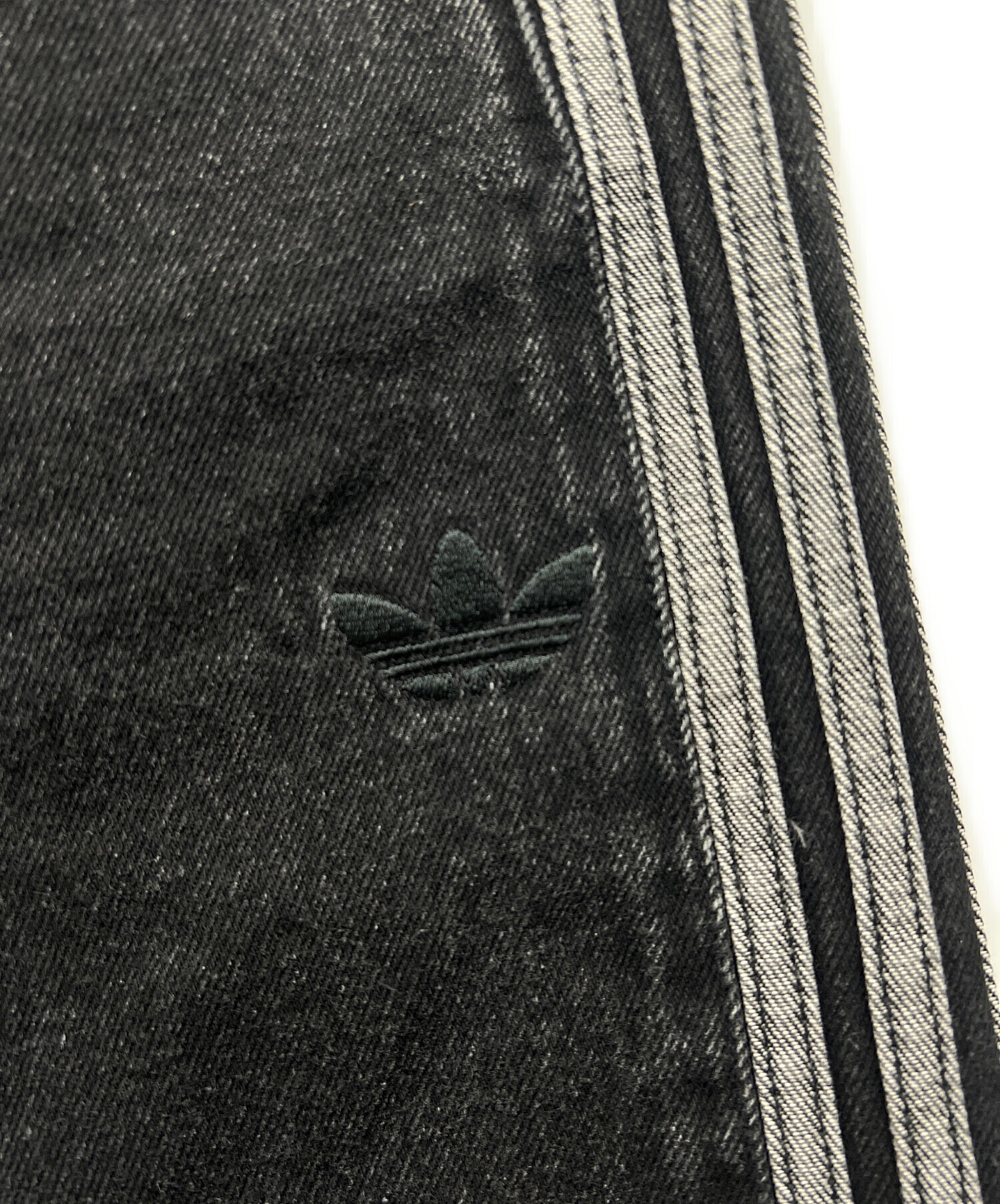 中古・古着通販】adidas (アディダス) デニムパンツ ブラック サイズ