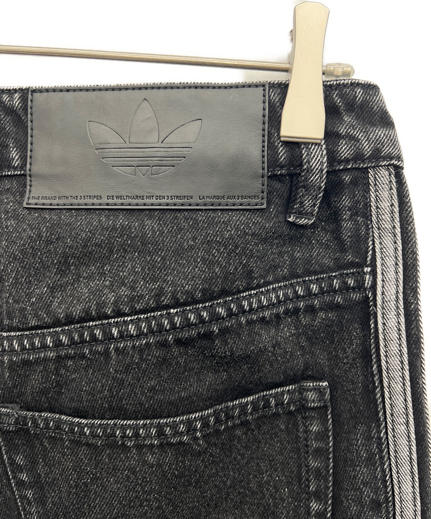 中古・古着通販】adidas (アディダス) デニムパンツ ブラック サイズ