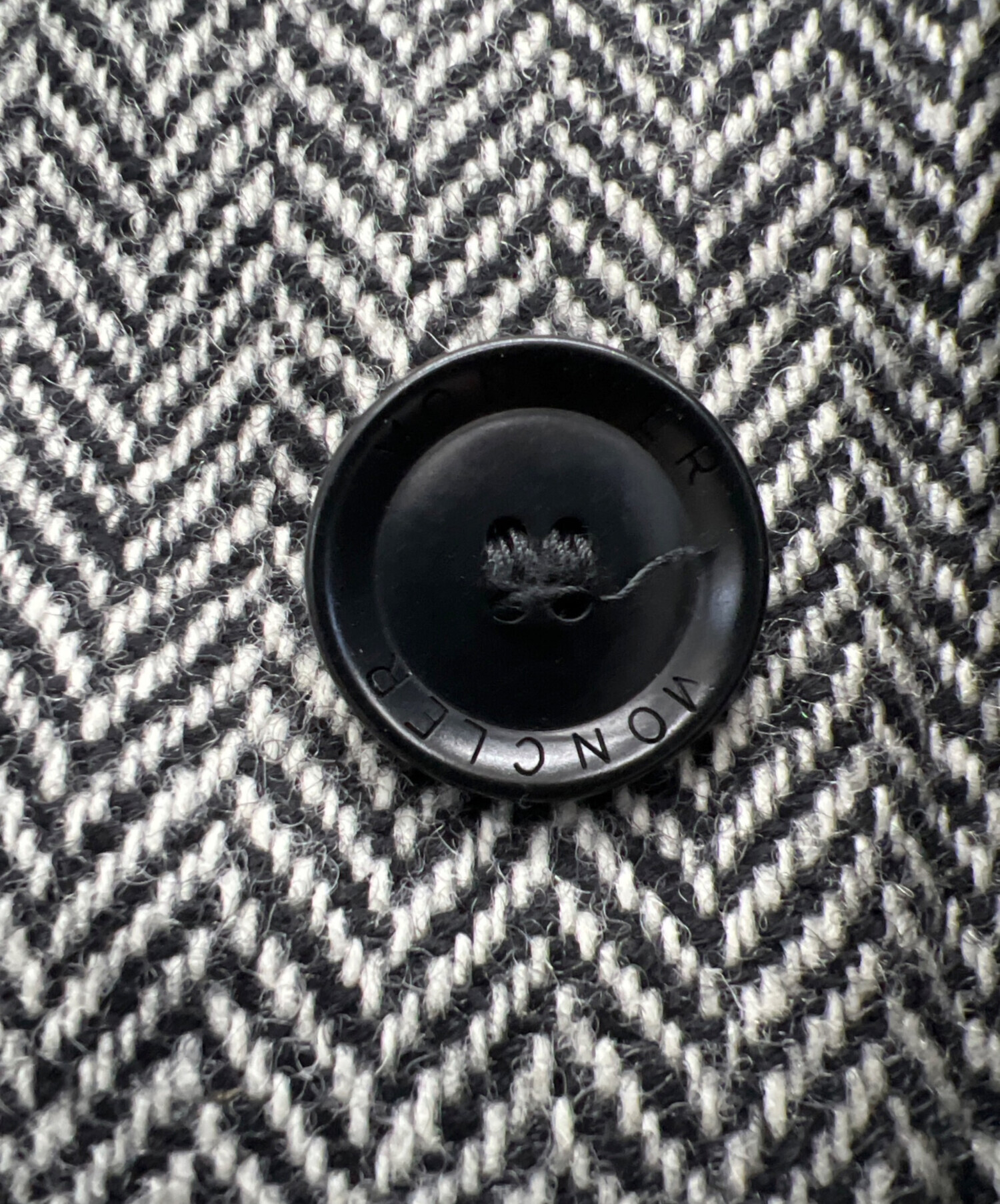 中古・古着通販】MONCLER (モンクレール) ヘリンボーンダウンコート 
