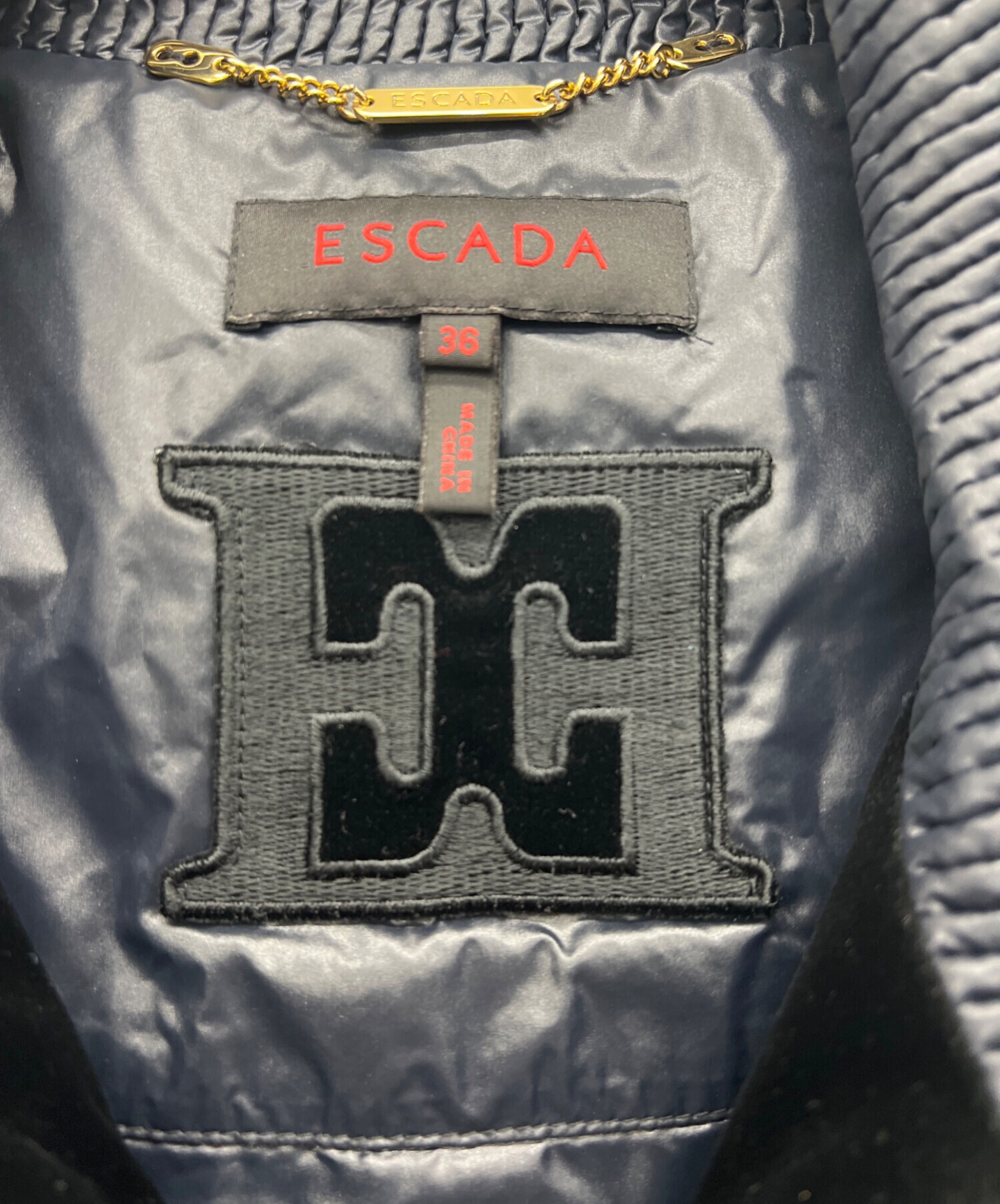 新品未使用ESCADA エスカーダ　ジャケット　レディース　36 中古・古着通販】ESCADA (エスカーダ) ダウンジャケット ネイビー