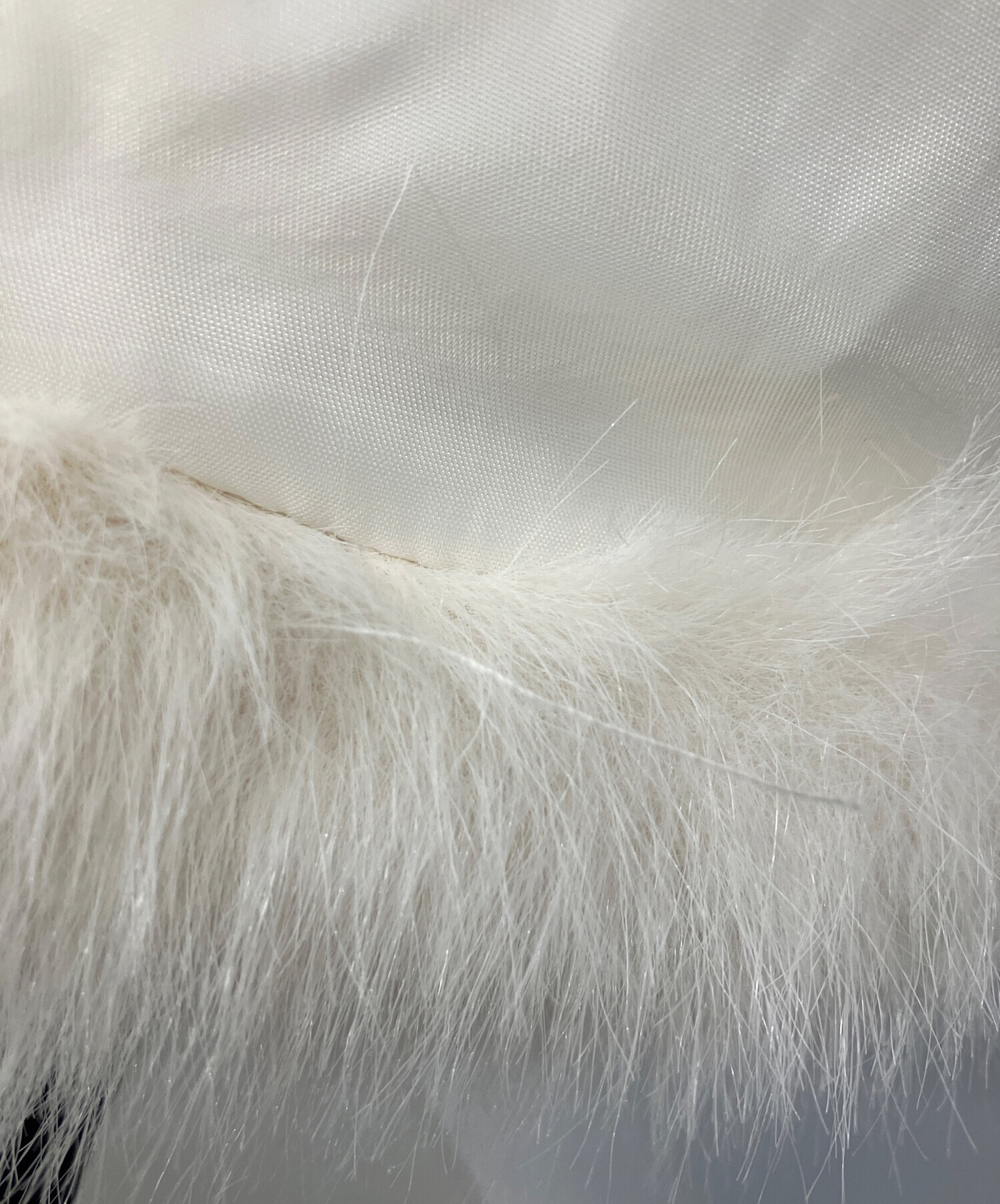 中古・古着通販】ZARA (ザラ) フェイクファージャケット ホワイト