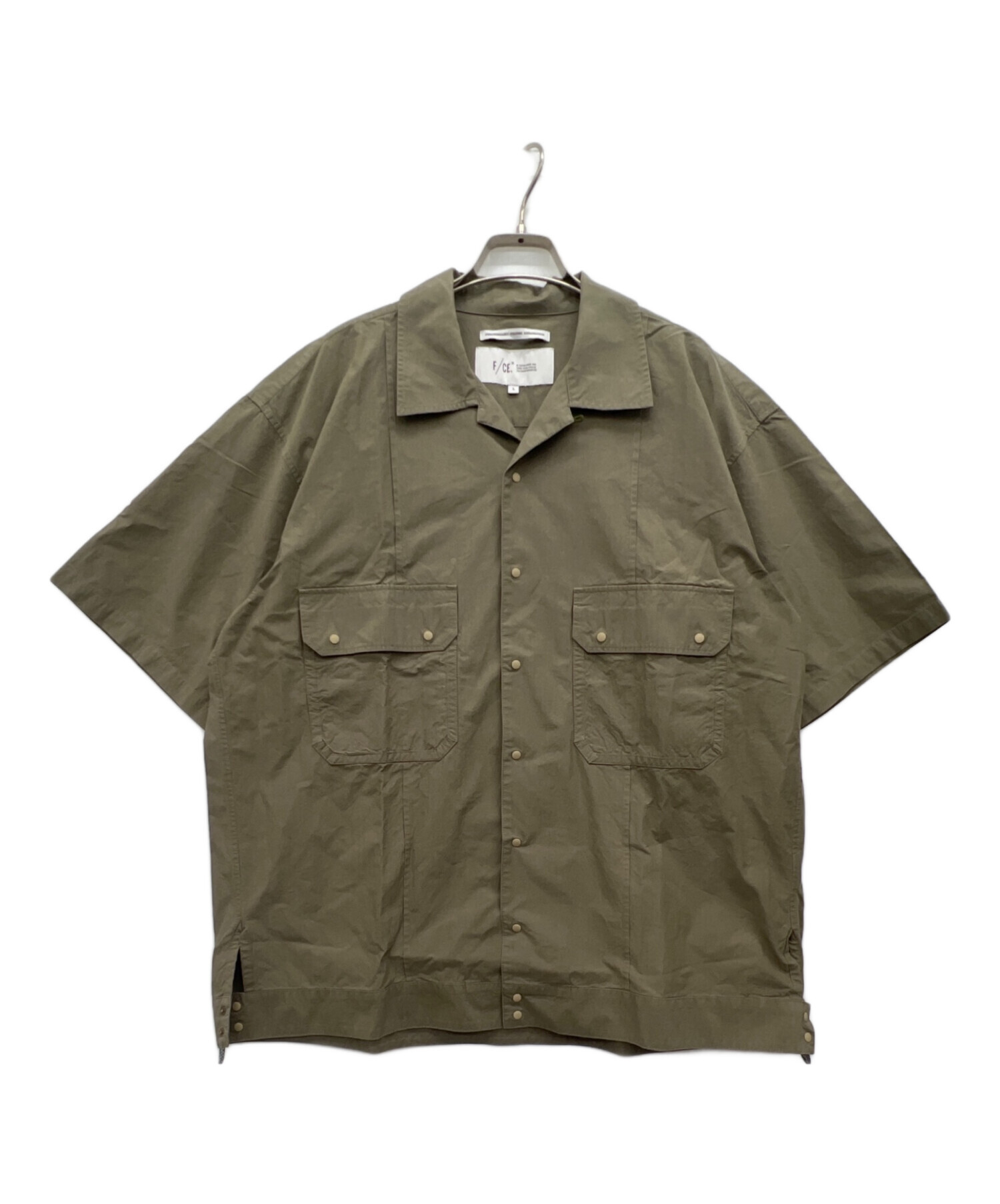 中古・古着通販】F/CE. (エフシーイー) 半袖シャツ カーキ サイズ:L 