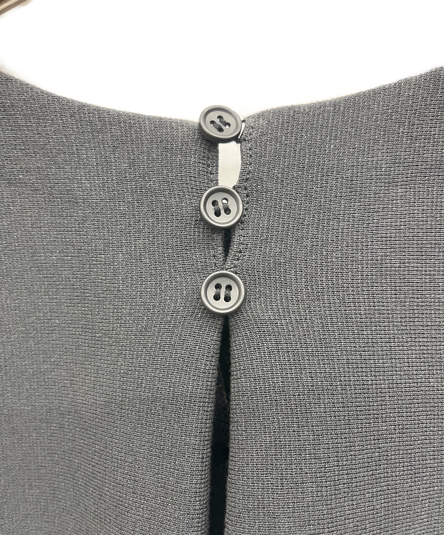 中古・古着通販】LOHEN (ローヘン) ミラノリブクロップドニット グレー