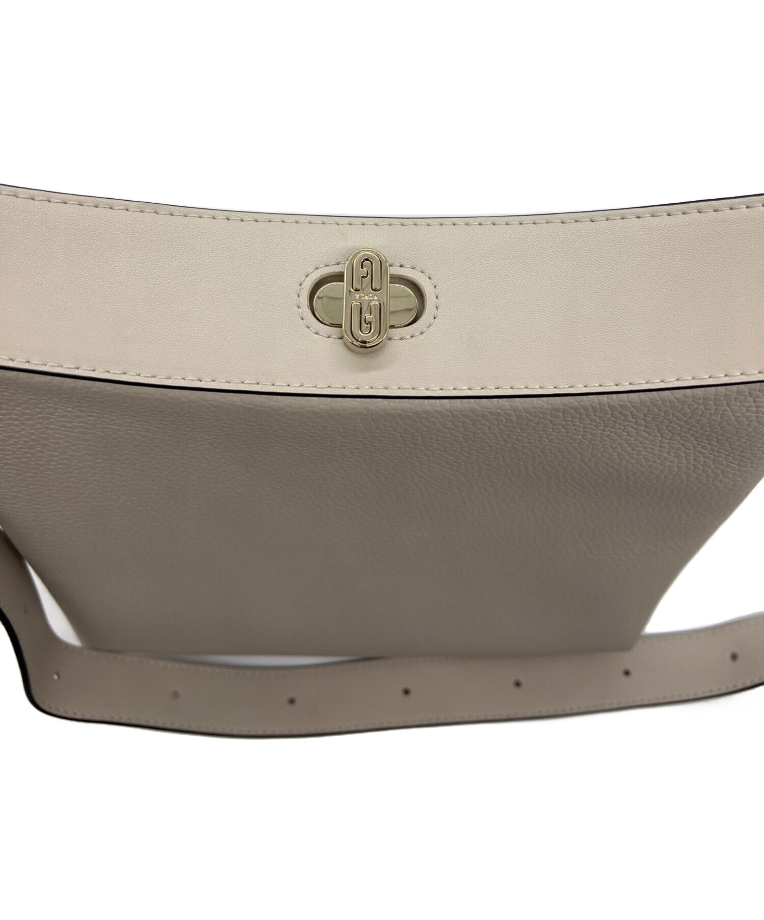 FURLA フルラ ショルダーバッグ - ベージュ 【古着】【中古】 中古・古着通販】FURLA (フルラ) ショルダーバッグ ベージュ｜ブランド
