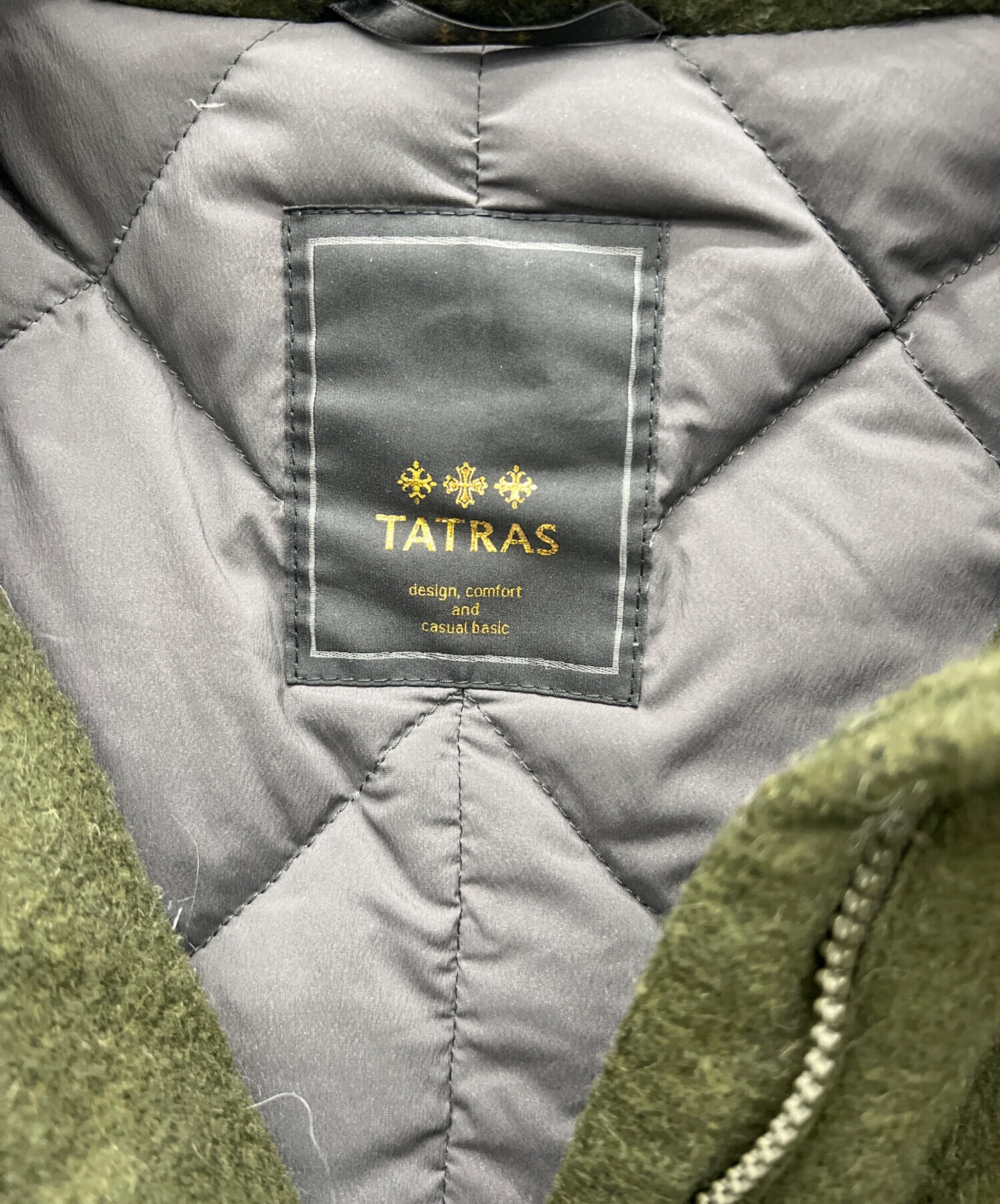 中古・古着通販】TATRAS (タトラス) ダウンポンチョ オリーブ サイズ