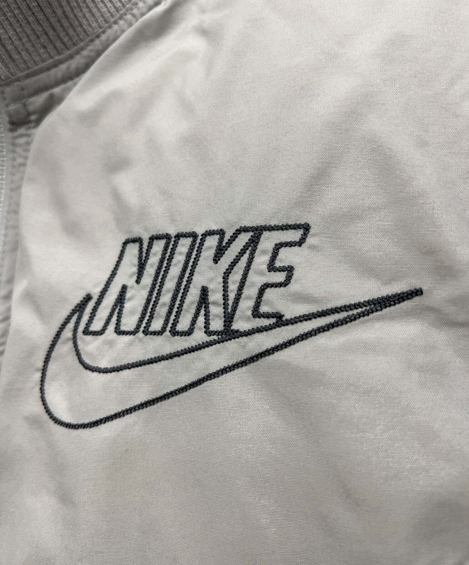 中古・古着通販】NIKE (ナイキ) ダウンベスト グレー サイズ:M