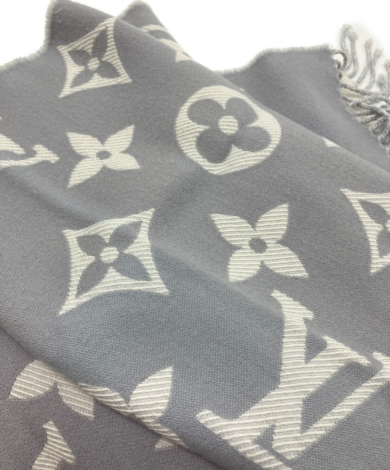 LOUIS VUITTON エシャルプ・LV エセンシャル 中古・古着通販】LOUIS VUITTON (ルイ ヴィトン) マフラー エシャルプ