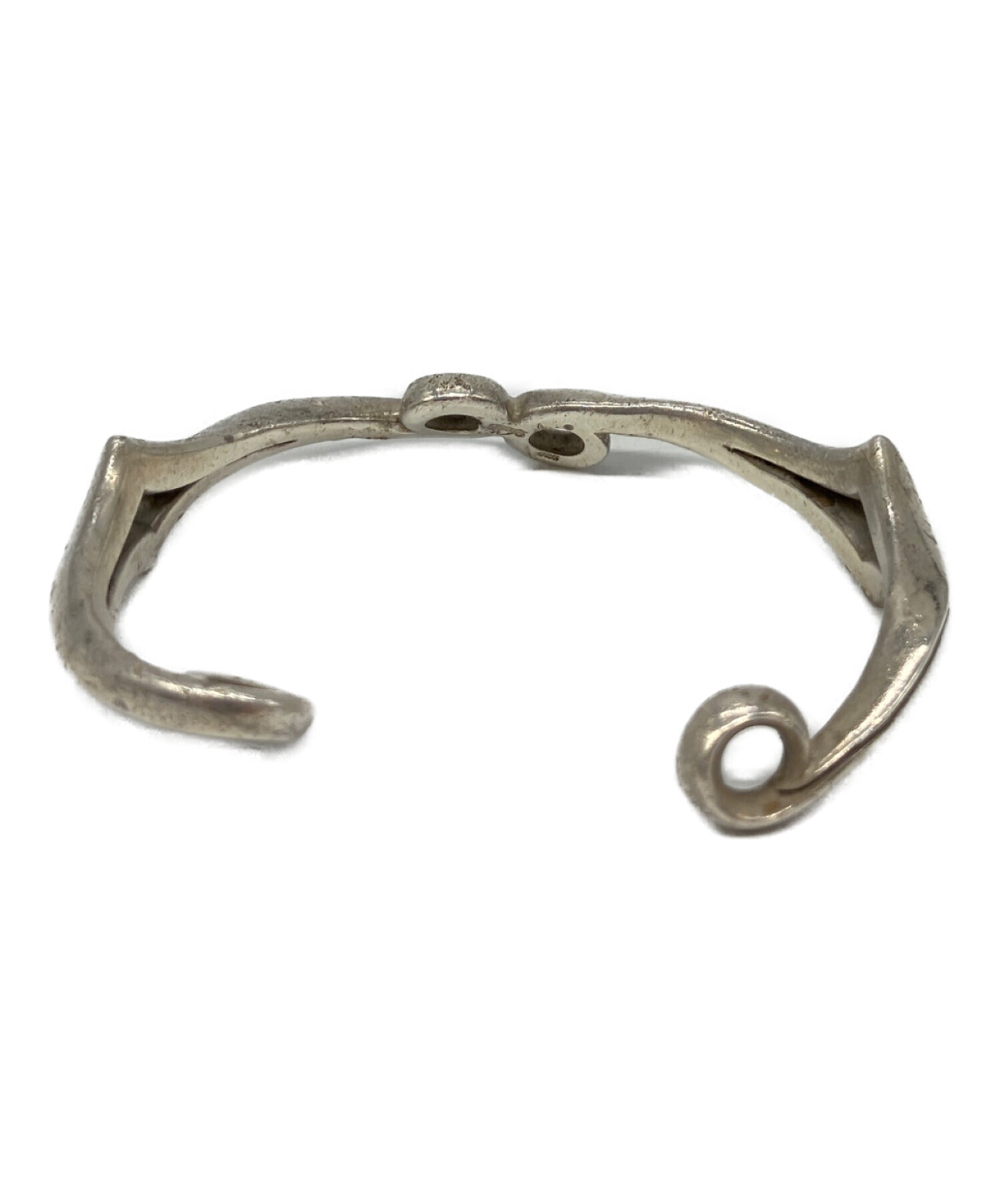 ナバホ族　シルバーバングル 中古・古着通販】ナバホ族 (ナバホゾク) シルバーバングル｜ブランド