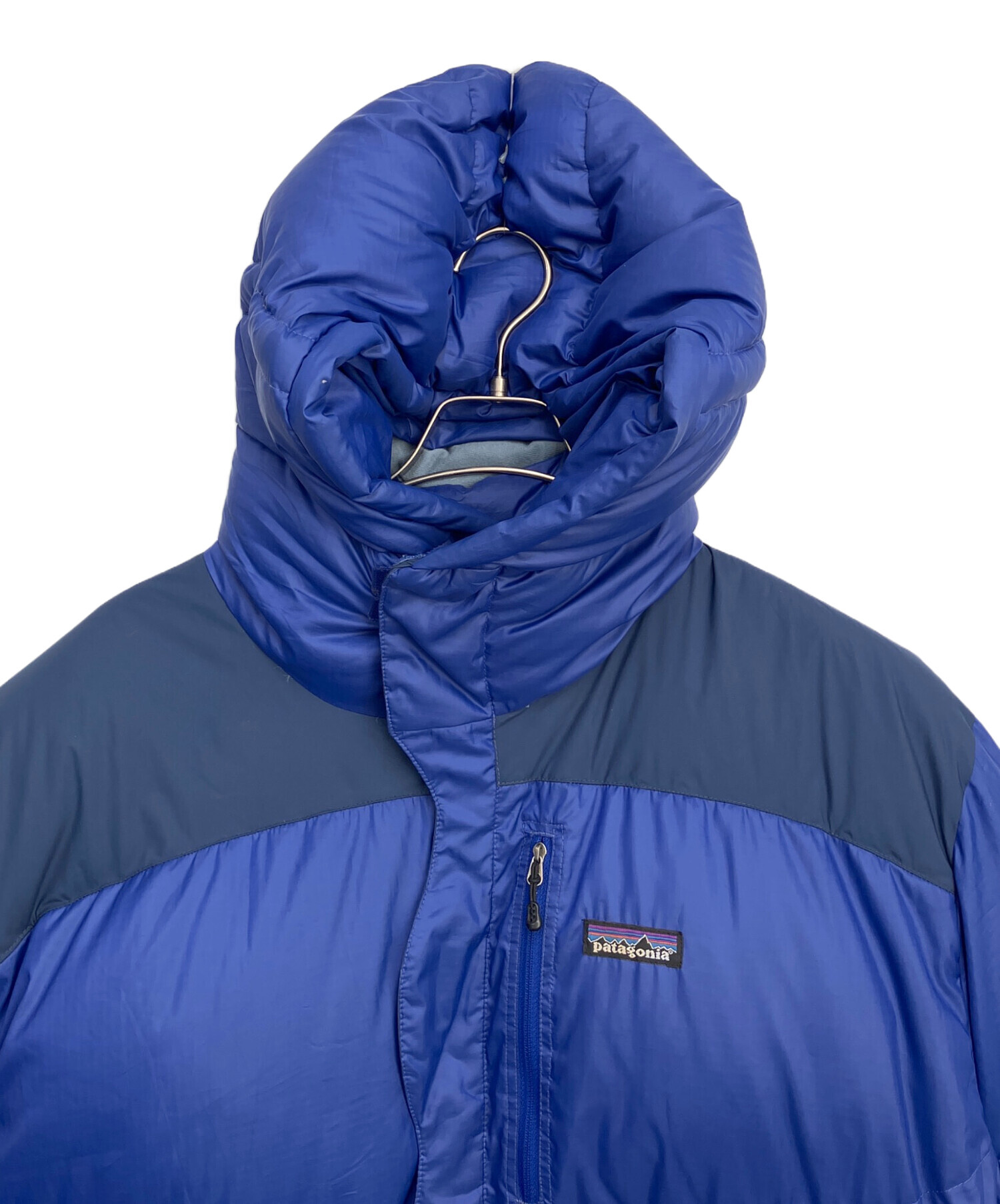 Patagonia ネイビー ダウンジャケット Lサイズ　パフジャケット 中古・古着通販】Patagonia (パタゴニア) ダウンジャケット ネイビー