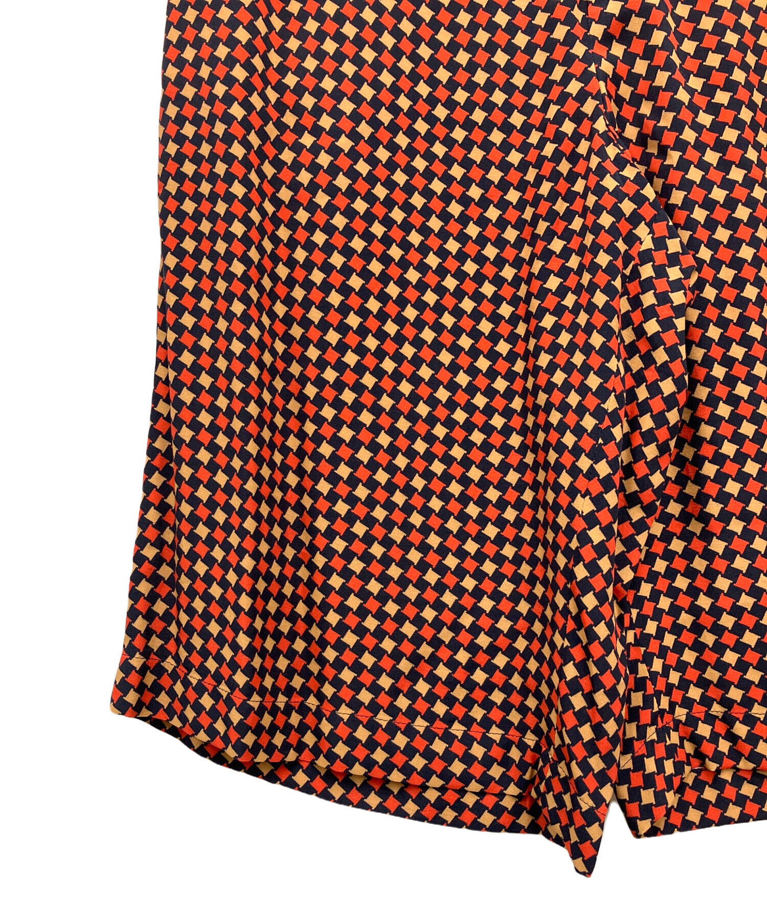 中古・古着通販】GUCCI (グッチ) ハーフパンツ レッド サイズ:48
