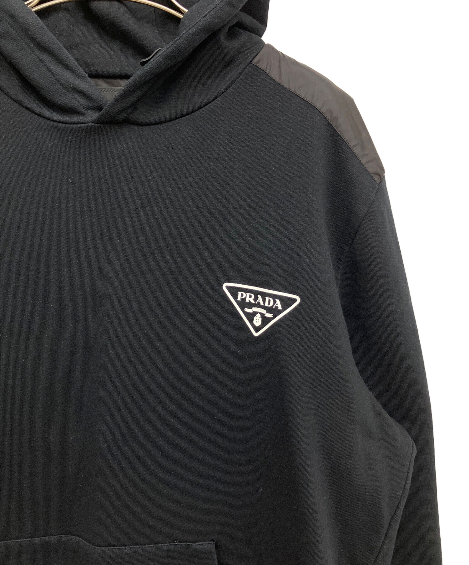 中古・古着通販】PRADA (プラダ) トライアングルロゴプリント ブラック