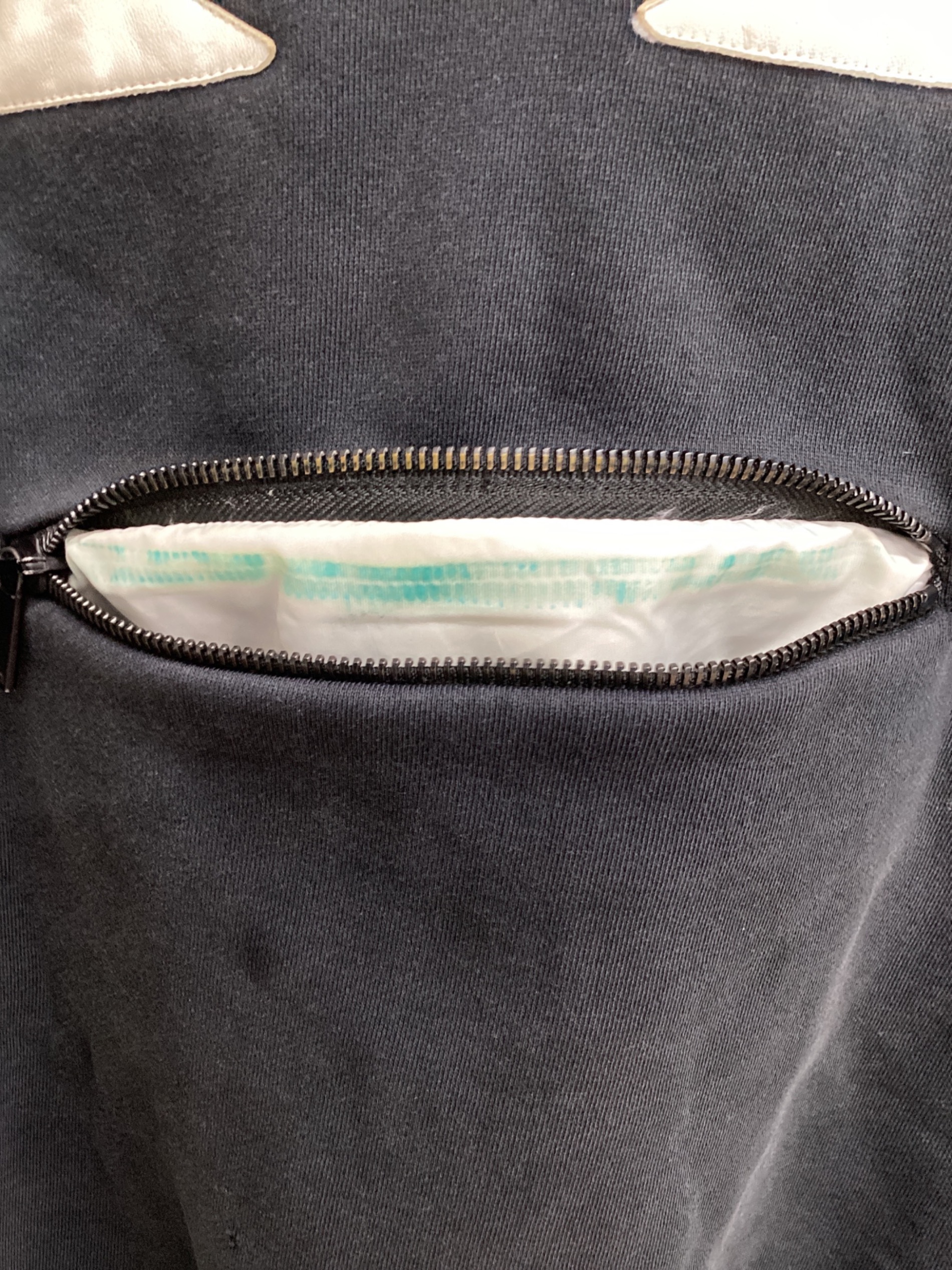 中古・古着通販】FENDI (フェンディ) パーカー ブラック サイズ