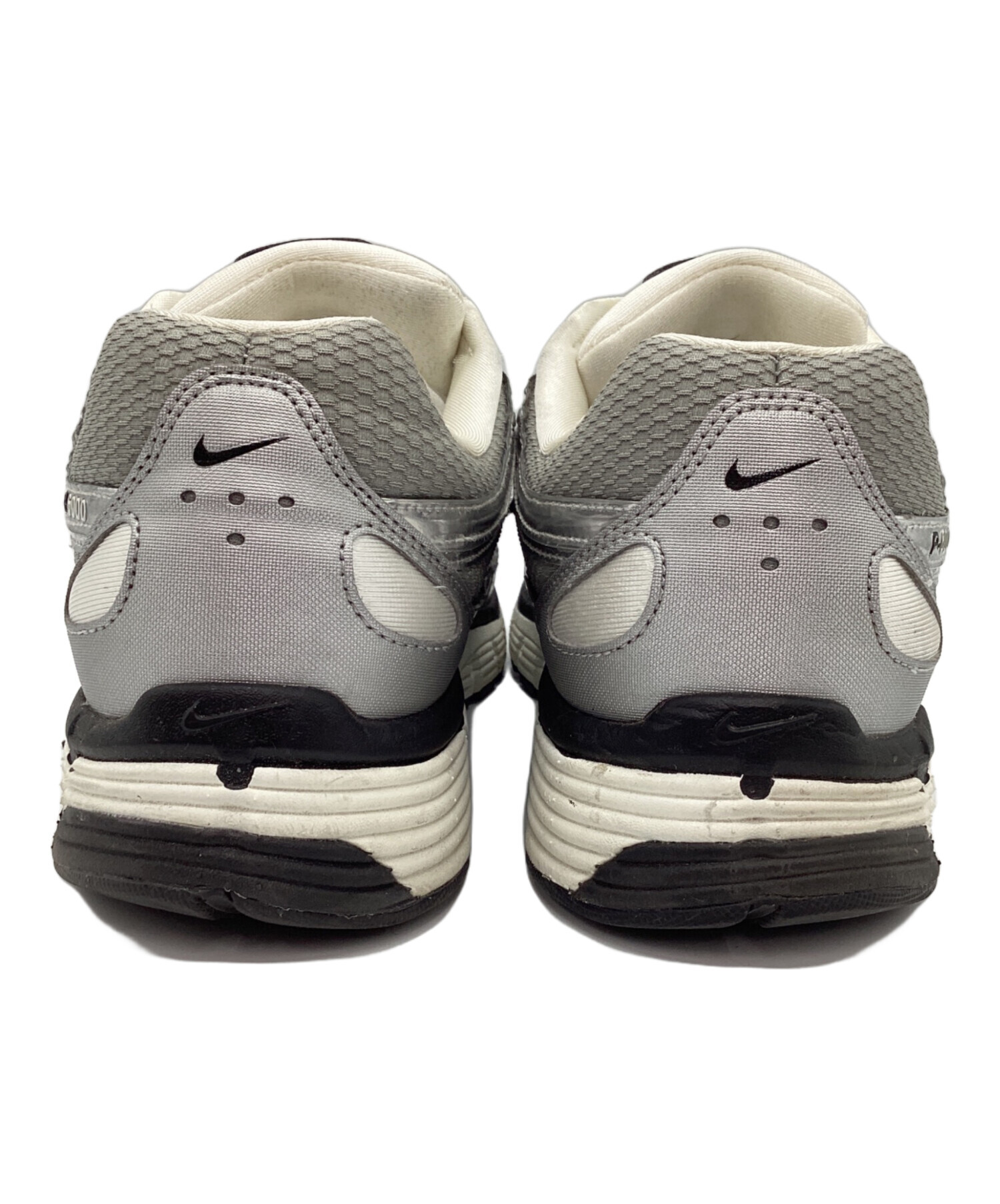 中古・古着通販】NIKE (ナイキ) スニーカー シルバー×ホワイト サイズ