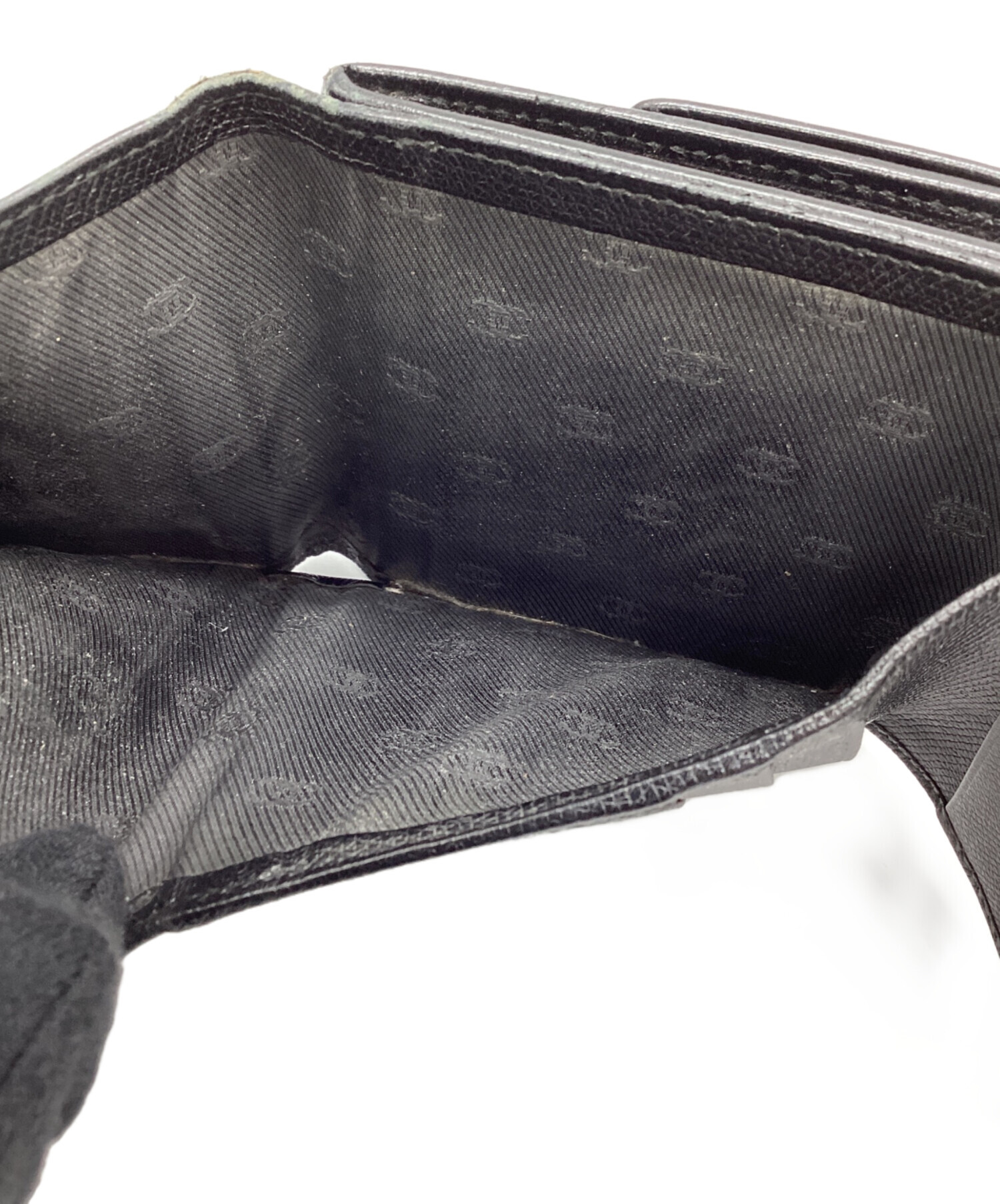 中古・古着通販】CHANEL (シャネル) 3つ折り財布 ブラック｜ブランド