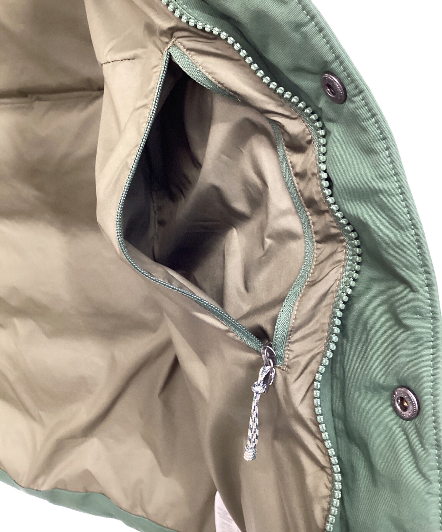 中古・古着通販】Patagonia (パタゴニア) ダウンベスト オリーブ