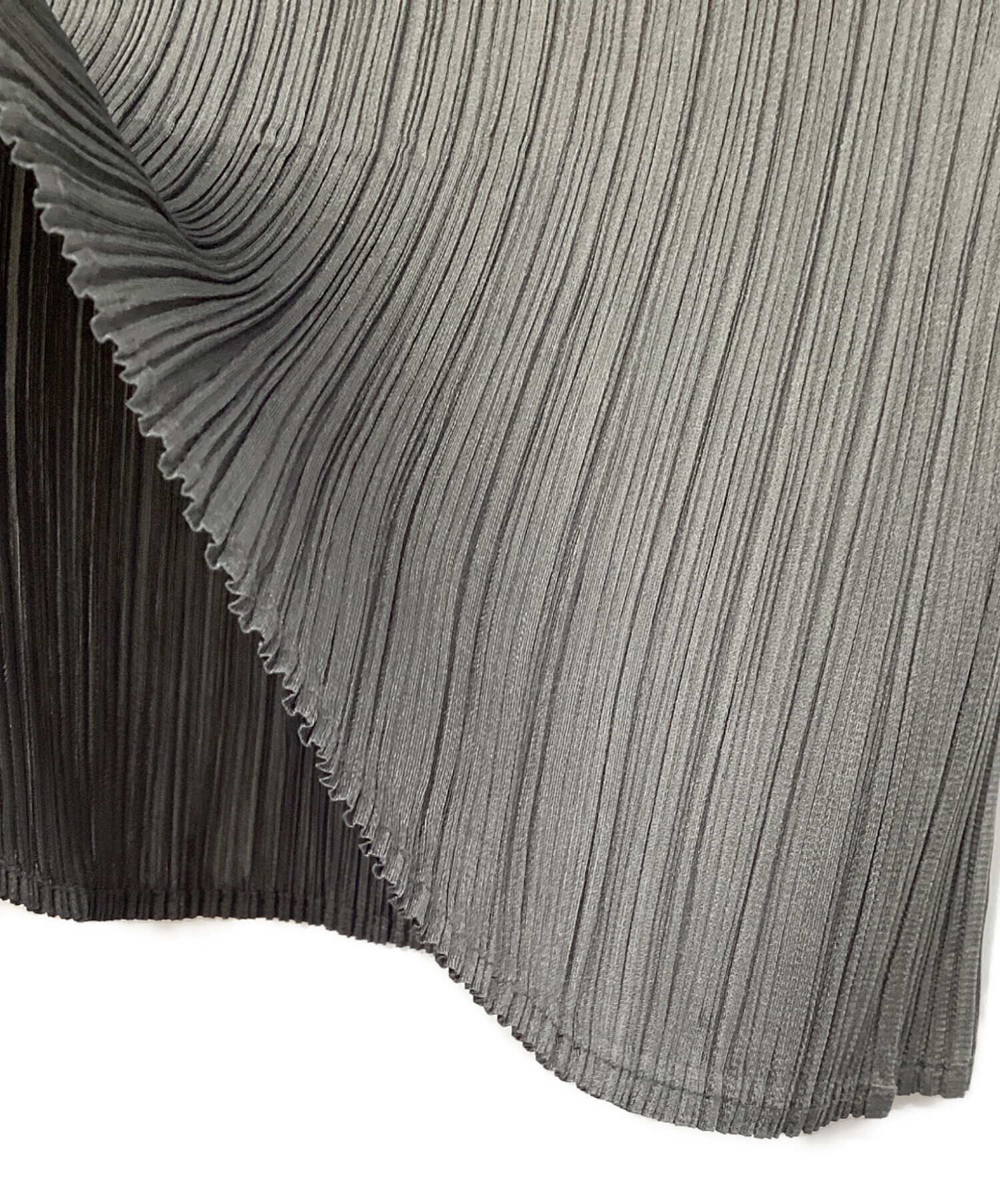 PLEATS PLEASE プリーツプリーズ ストール  グレー 【古着】【中古】【送料無料】 中古・古着通販】PLEATS PLEASE (プリーツプリーズ) スカート グレー