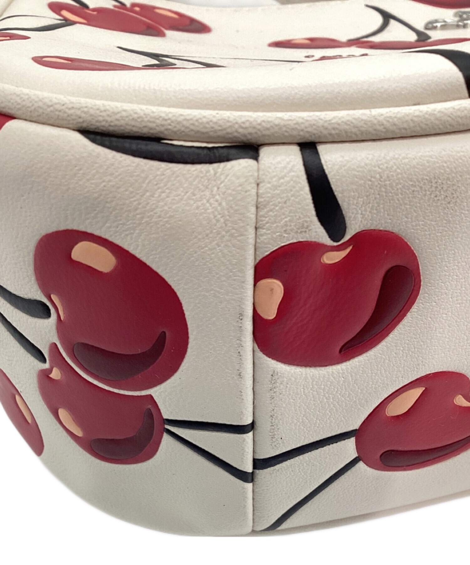 中古・古着通販】COACH (コーチ) ショルダーバッグ ベージュ×レッド