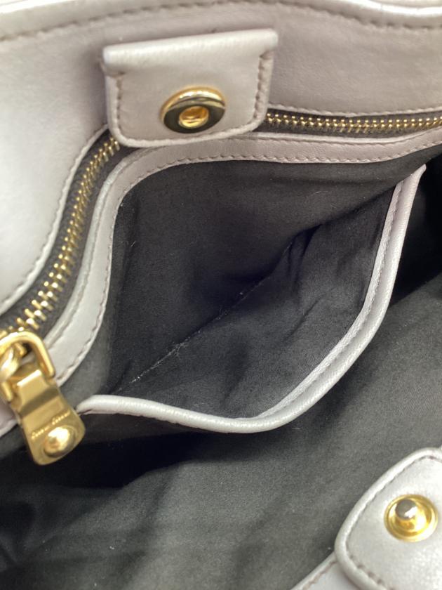 中古・古着通販】MIU MIU (ミュウミュウ) 2WAYショルダーバッグ グレー 中古・古着通販】MIU MIU (ミュウミュウ) 2WAYショルダーバッグ グレー