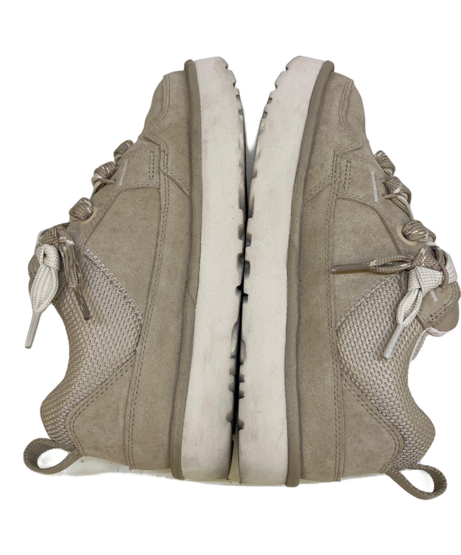 中古・古着通販】UGG (アグ) スニーカー ベージュ サイズ:26｜ブランド