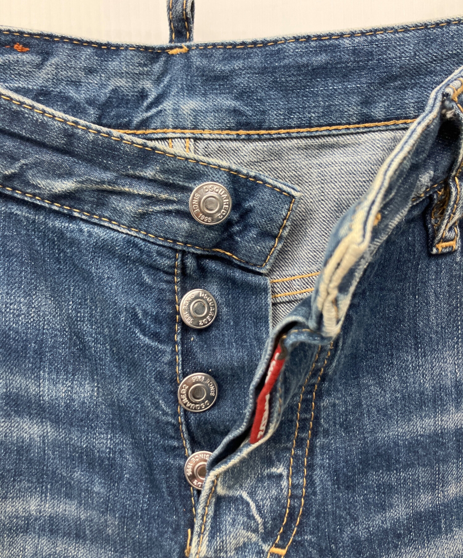 DSQUARED2 ディースクエアード デニムパンツ 42 イタリア製 中古・古着通販】DSQUARED2 (ディースクエアード) デニムパンツ