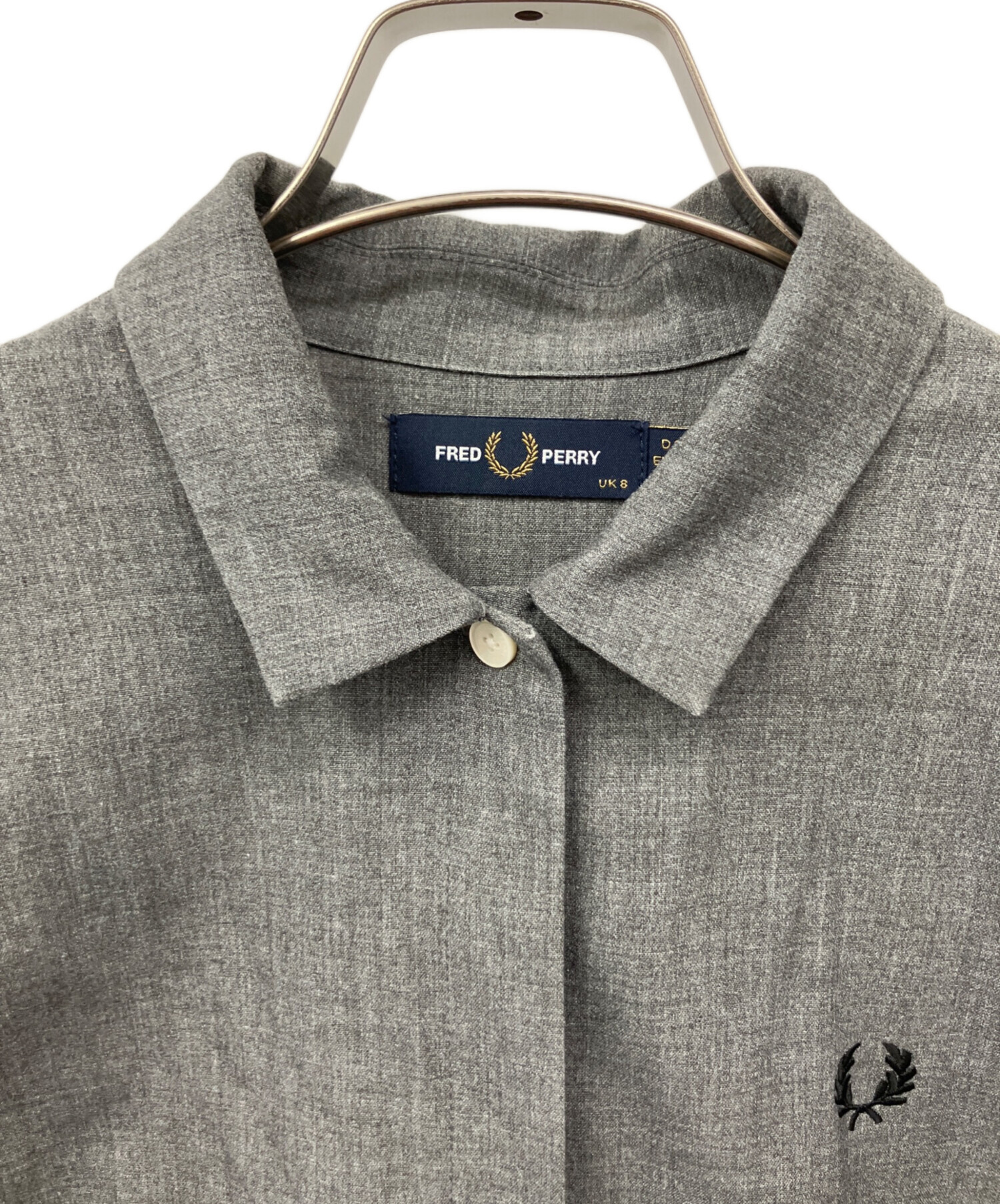 【良品】フレッドペリー シャツワンピース グレー 10 中古・古着通販】FRED PERRY (フレッドペリー) 長袖ワンピース グレー