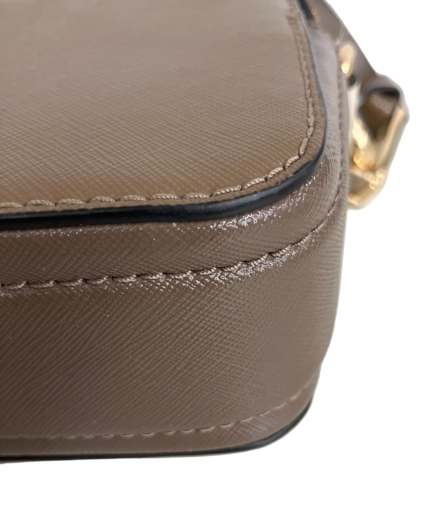 MARC JACOBS マークジェイコブス ショルダーバッグ  ベージュ 【古着】【中古】【送料無料】 中古・古着通販】MARC JACOBS (マークジェイコブス) ショルダーバッグ