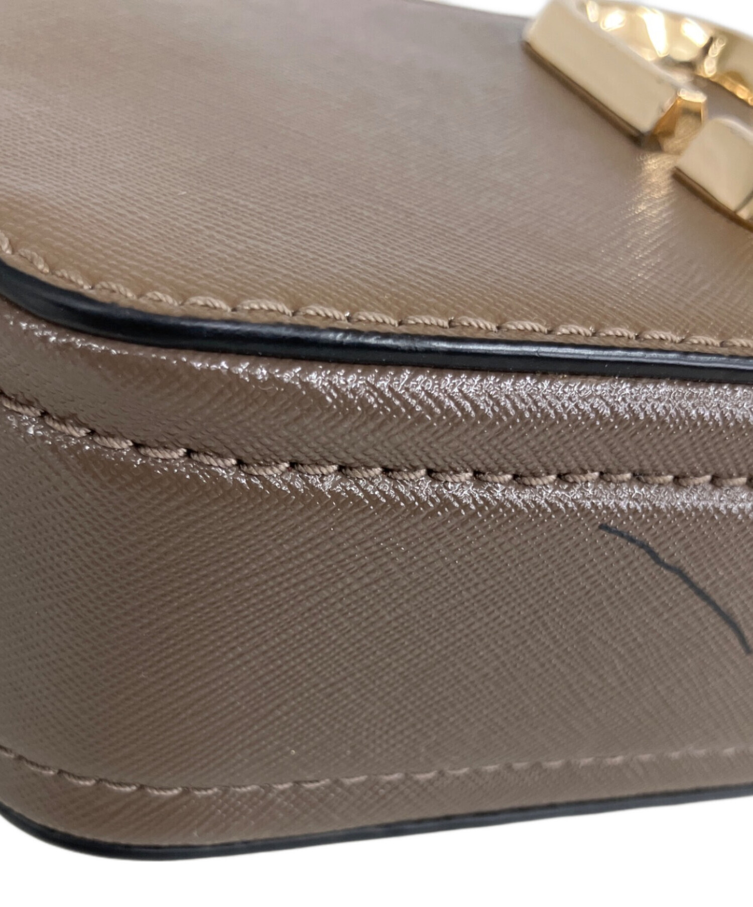 MARC JACOBS マークジェイコブス ショルダーバッグ  ベージュ 【古着】【中古】【送料無料】 中古・古着通販】MARC JACOBS (マークジェイコブス) ショルダーバッグ