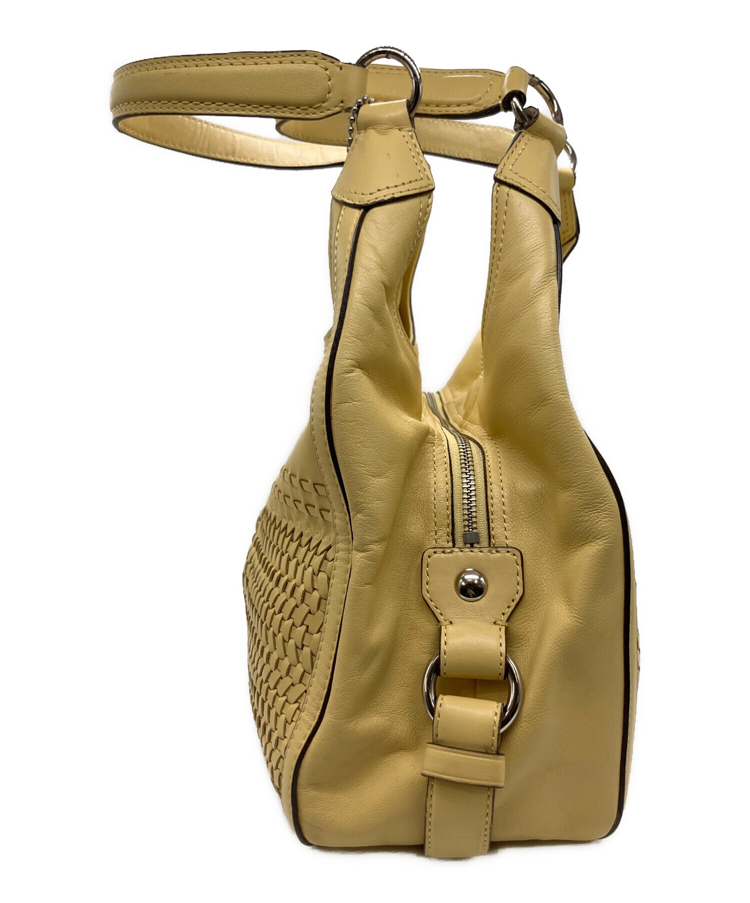 COACH イエロー レザー ショルダーバッグ 中古・古着通販】COACH (コーチ) ショルダーバッグ イエロー｜ブランド