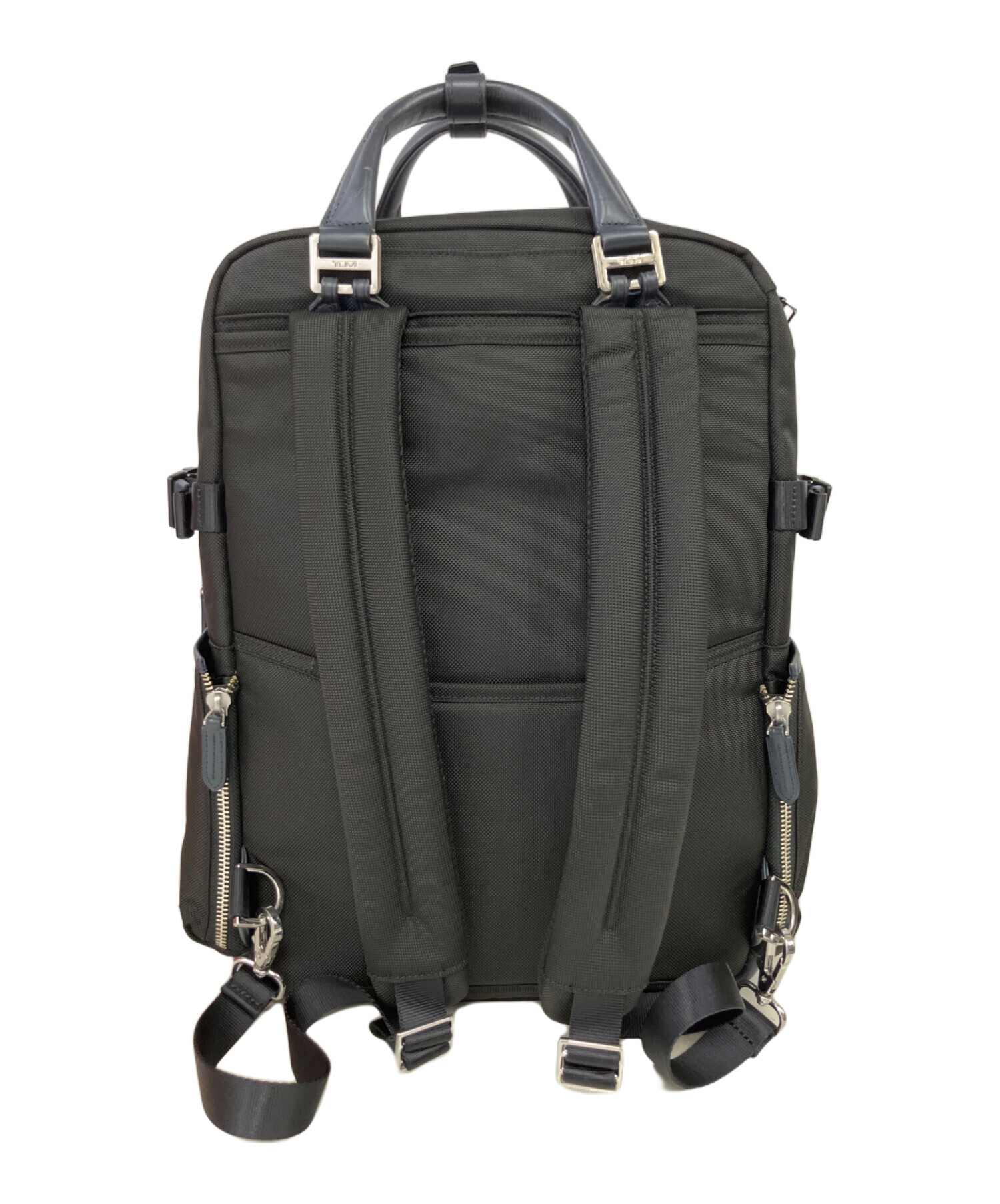 中古・古着通販】TUMI (トゥミ) リュック ネイビー｜ブランド・古着