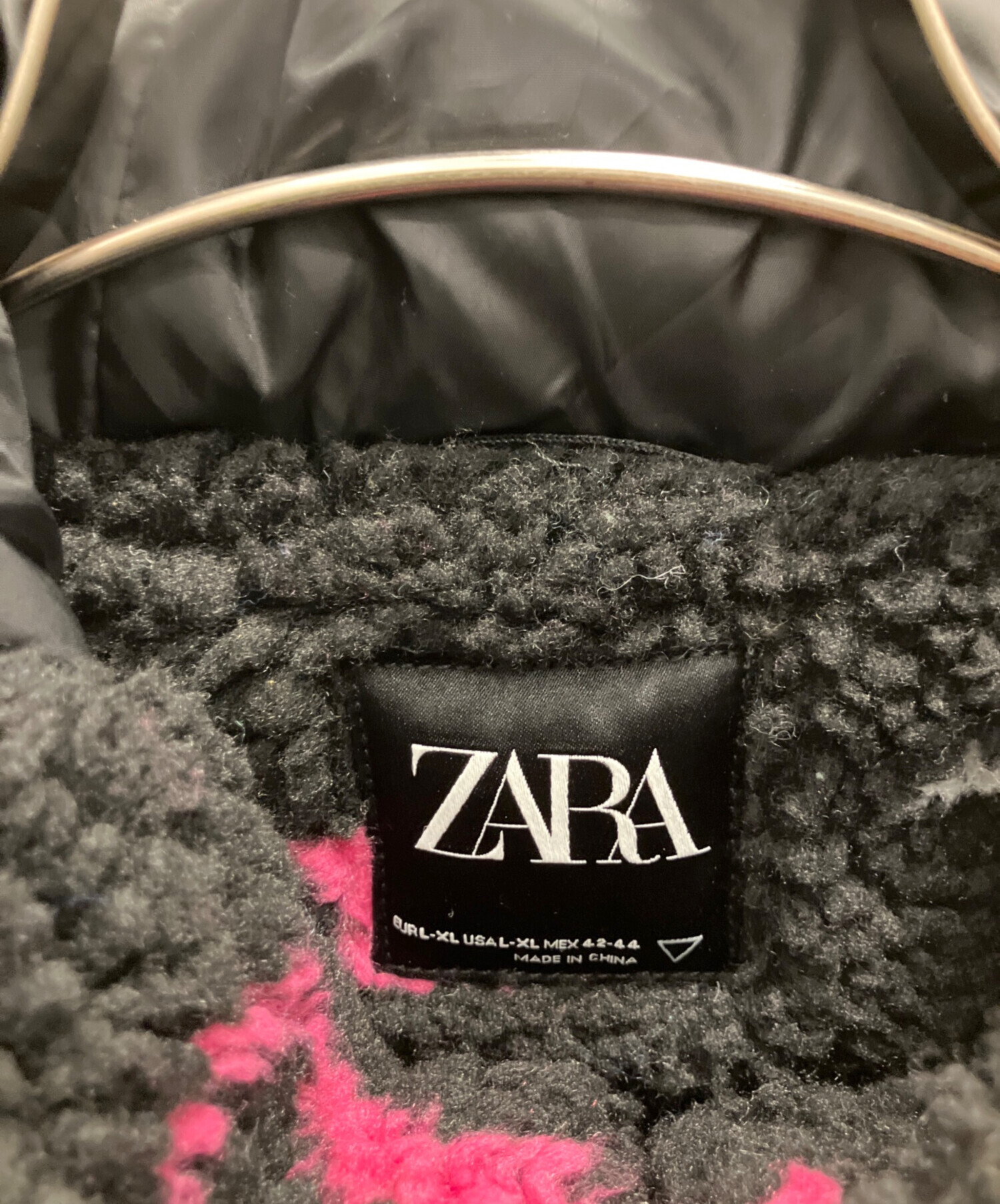中古・古着通販】ZARA (ザラ) グラフティ柄フリースジャケット 