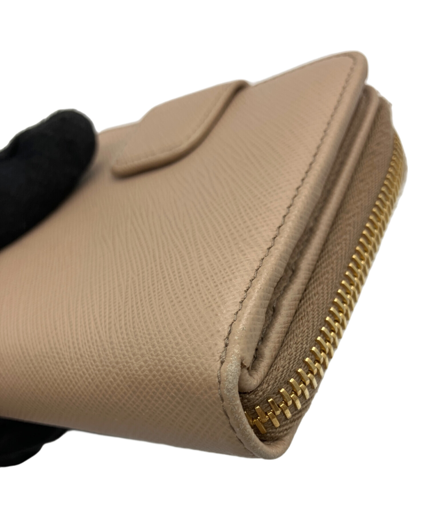 未使用品　PRADA サフィアーノトライアングルコンパクトウォレット1ML522 中古・古着通販】PRADA (プラダ) プラダ サフィアーノ 1ML522