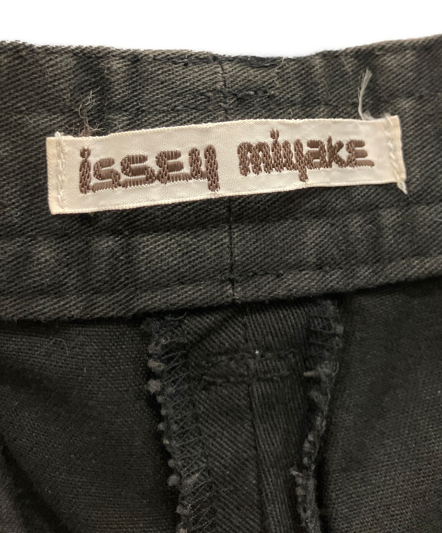 中古・古着通販】ISSEY MIYAKE (イッセイミヤケ) パンツ ブラック