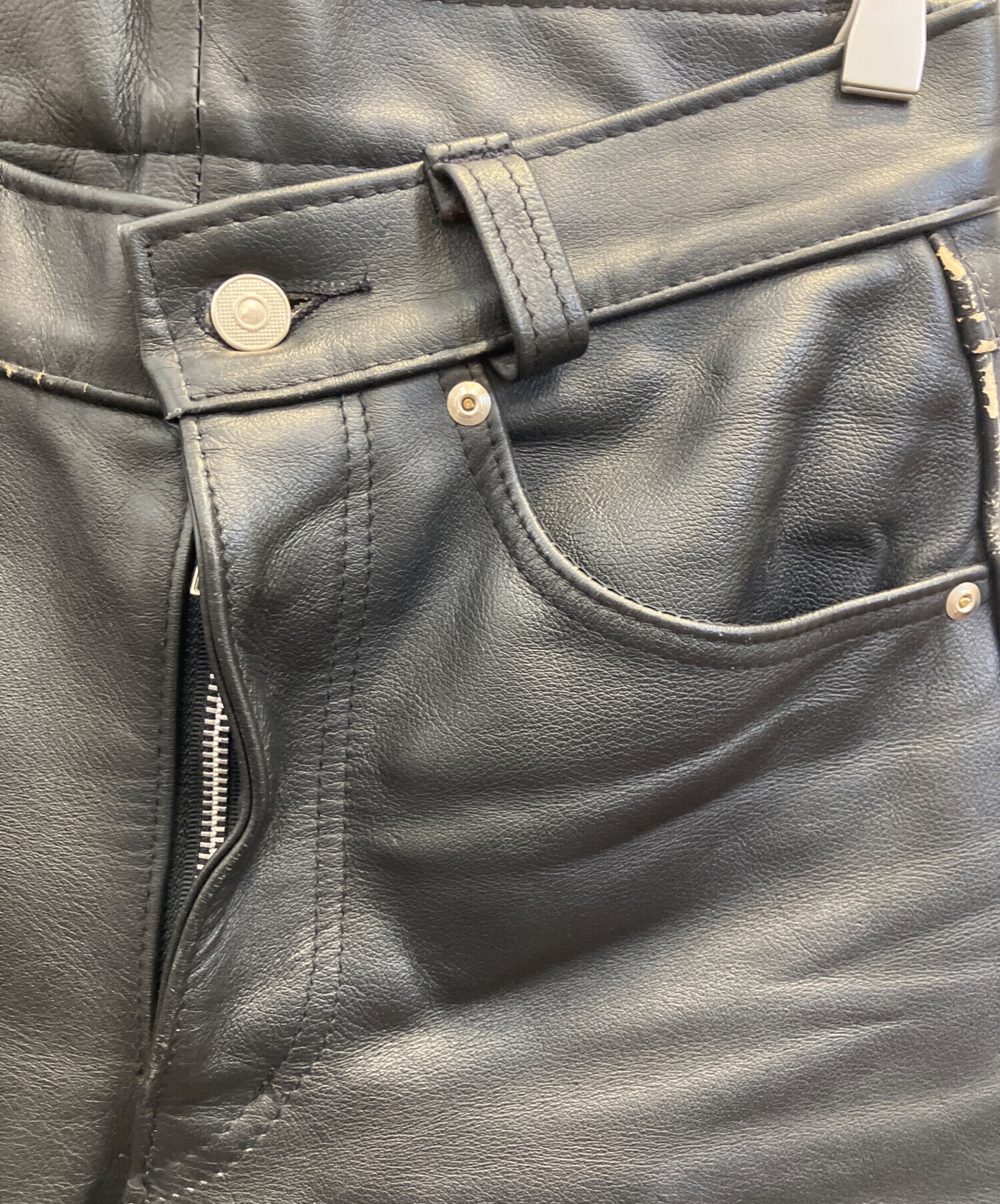 中古・ショット！Ｗ３４！レザーパンツストレート！ 中古・古着通販】Schott (ショット) レザーパンツ ブラック サイズ