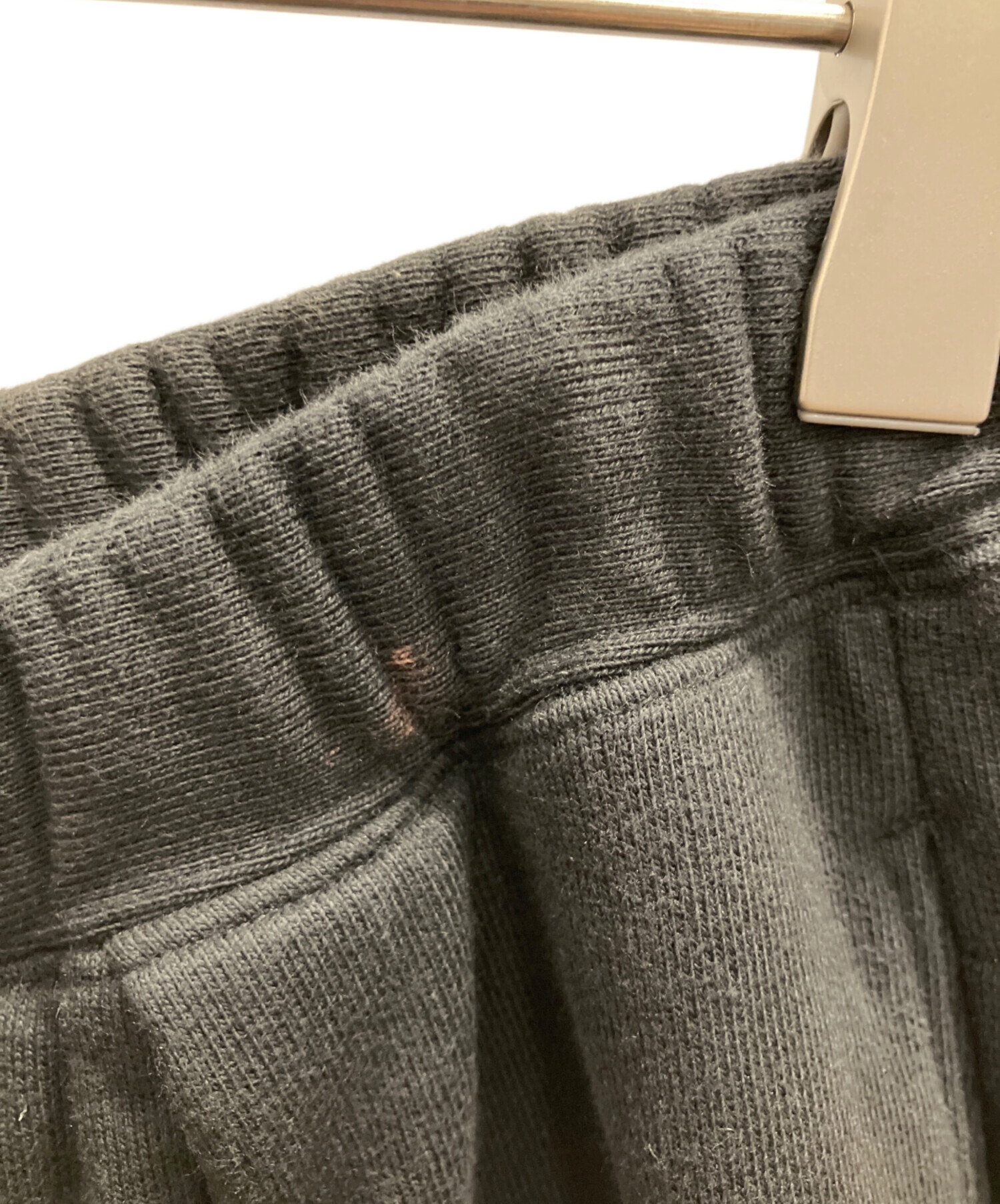 中古・古着通販】ANCELLM (アンセルム) 3/4 TUCK SWEAT SHORTS BLACK