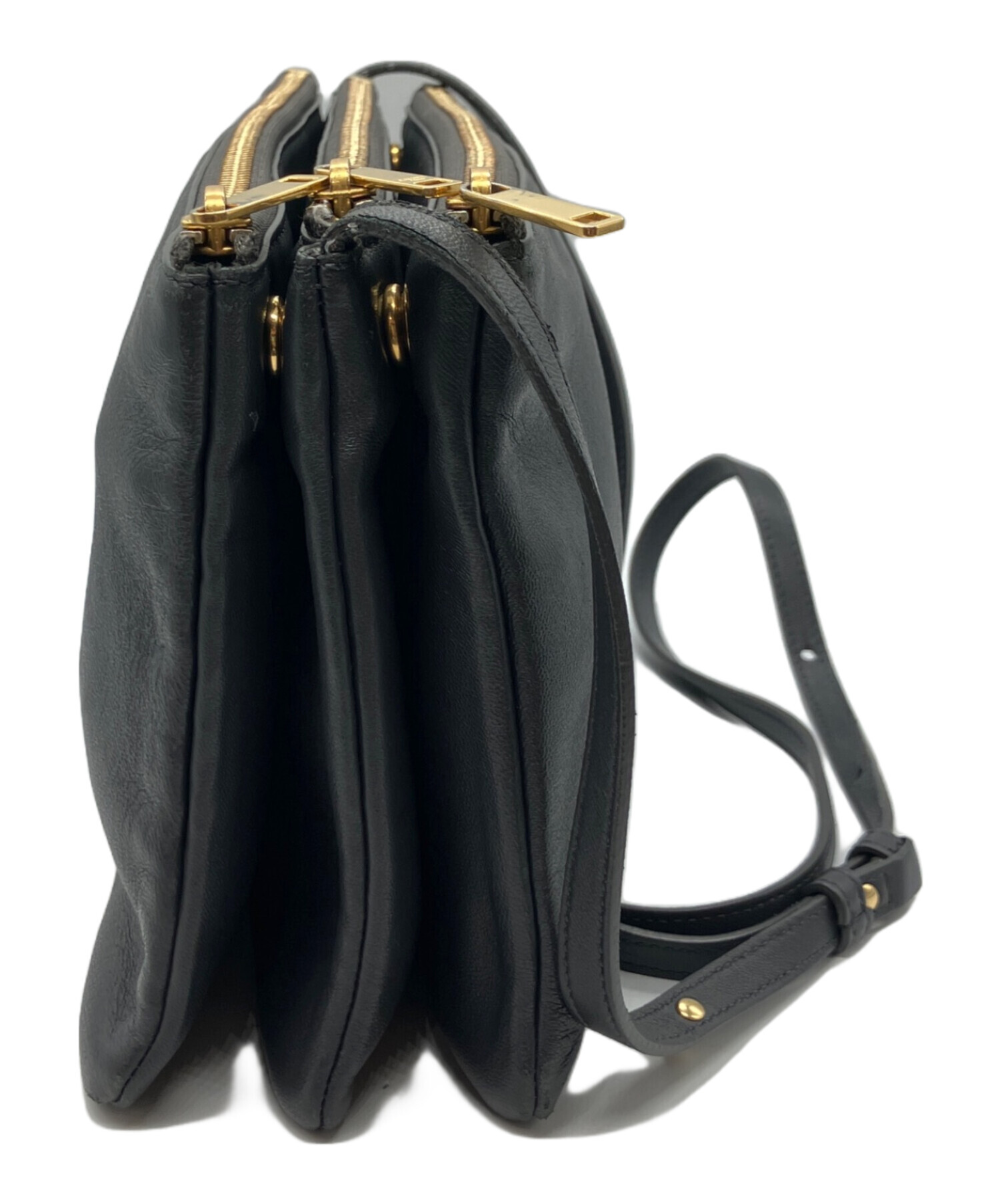 セリーヌ トリオ ラージ ショルダーバッグ グレージュ Bランクce8525cc CELINE（セリーヌ） ショルダーバッグ TRIO FLAP トリオ フラップ