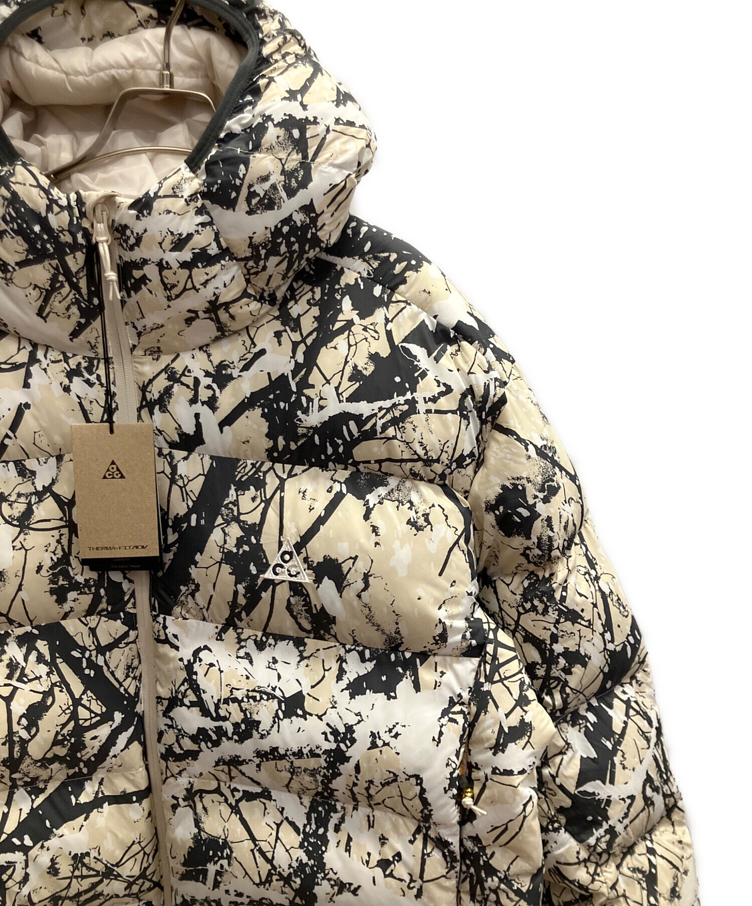 団*視様 NIKE ACG オルテガ柄　ダウンジャケット　アウター　レア　メンズ 中古・古着通販】NIKE ACG (ナイキエーシージー) LUNAR LAKE JKT