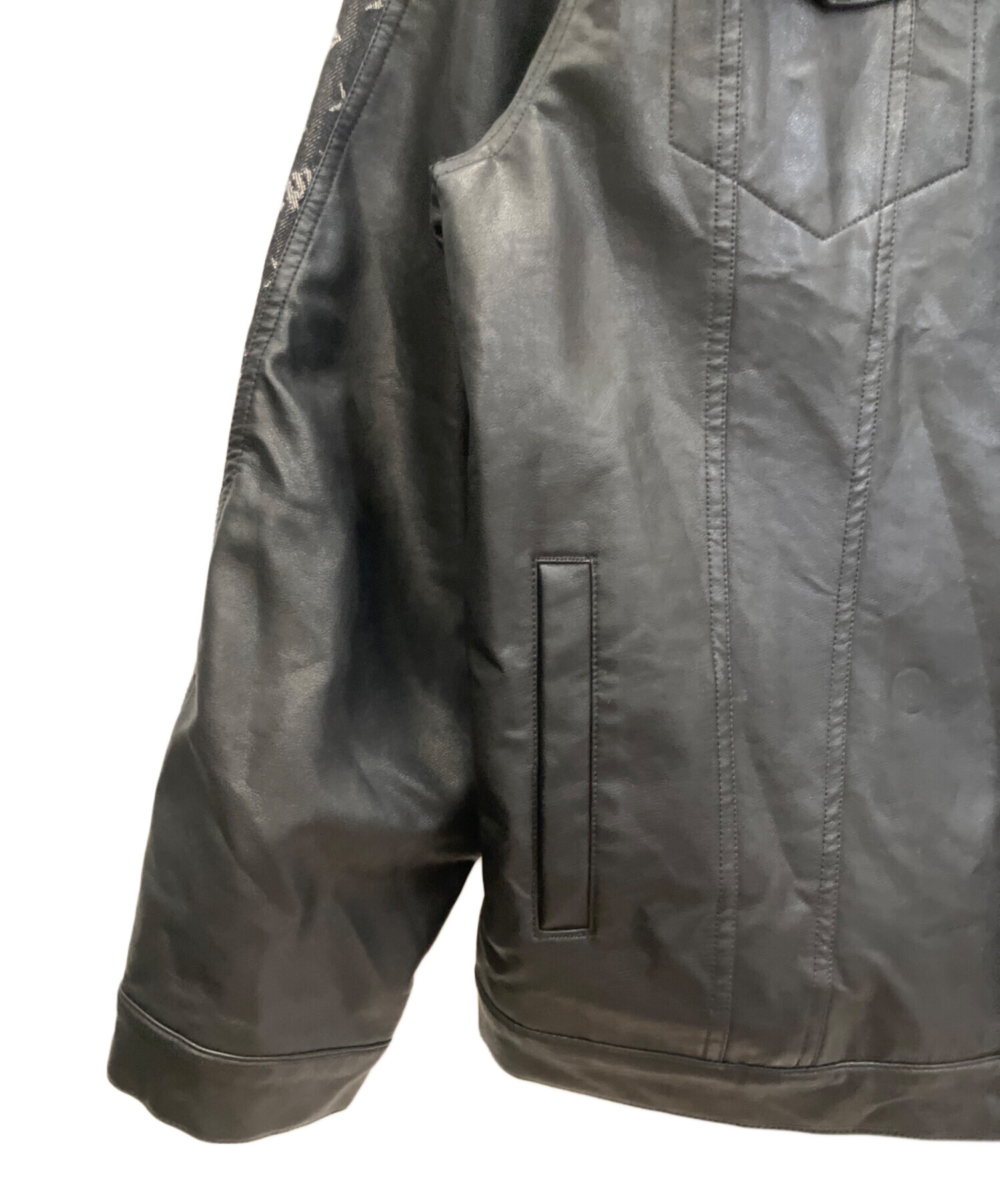 コ*ラ様 【元値50000円】Supplier ブラック レザージャケット ジッ 中古・古着通販】SUPPLIER (サプライヤー) フェイクレザー×デニム切替