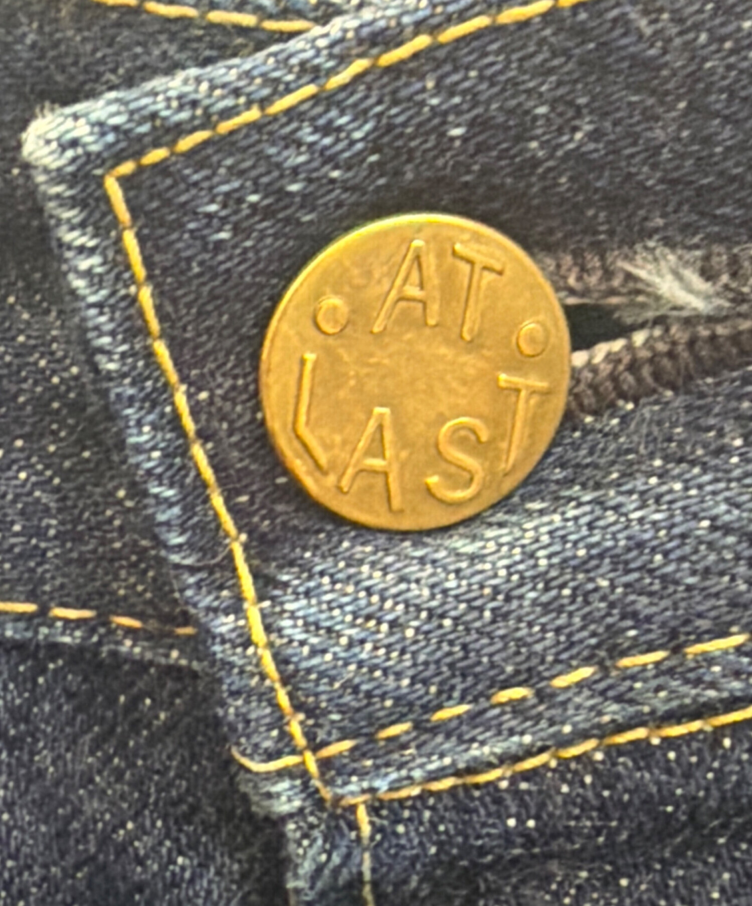 【最安値】AT LAST & CO. アットラストデニム 中古・古着通販】ATLAST & CO (アットラスト) デニムパンツ インディゴ