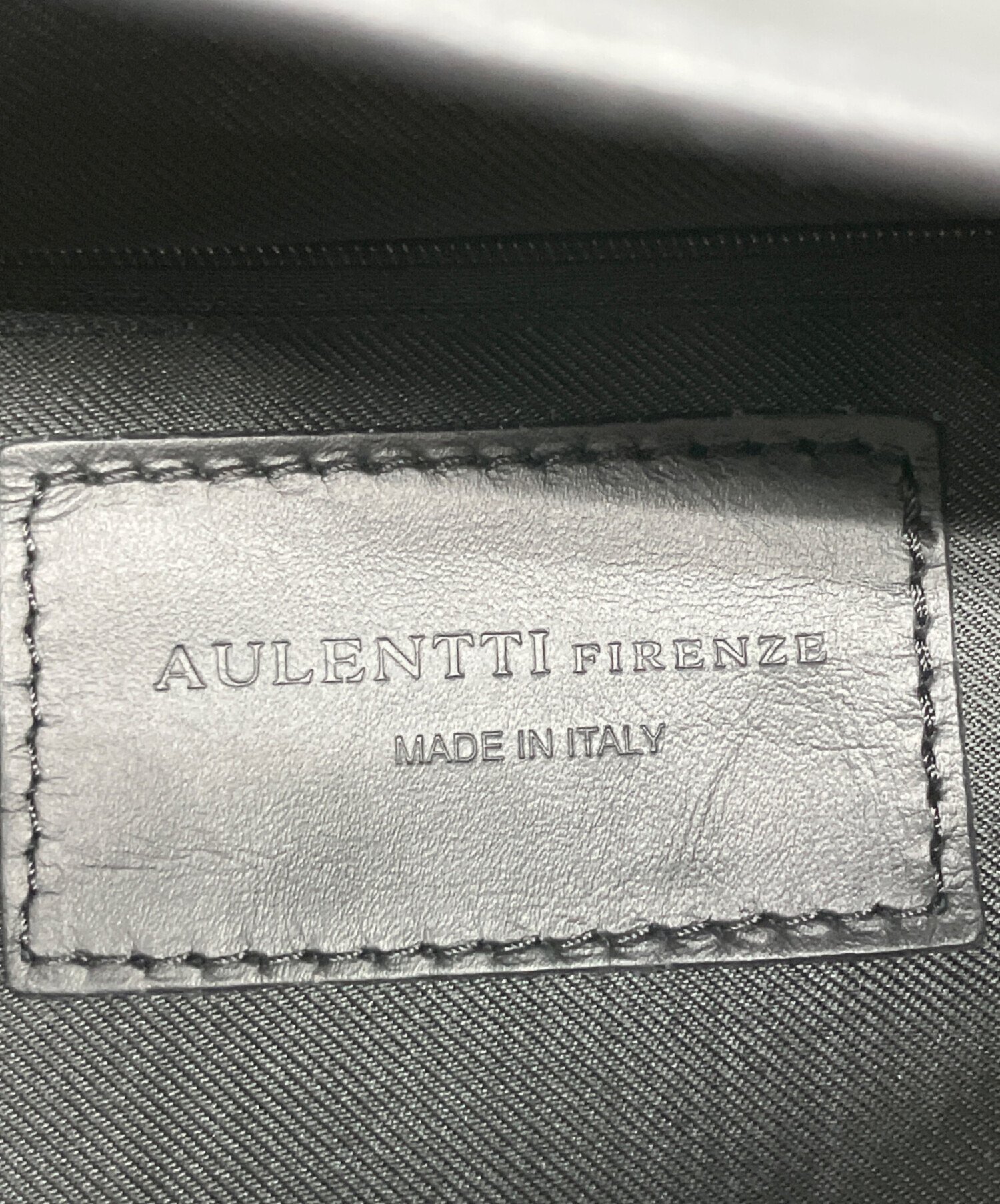 中古・古着通販】AULENTTI (オウレンティ) ターンロックボディバッグ