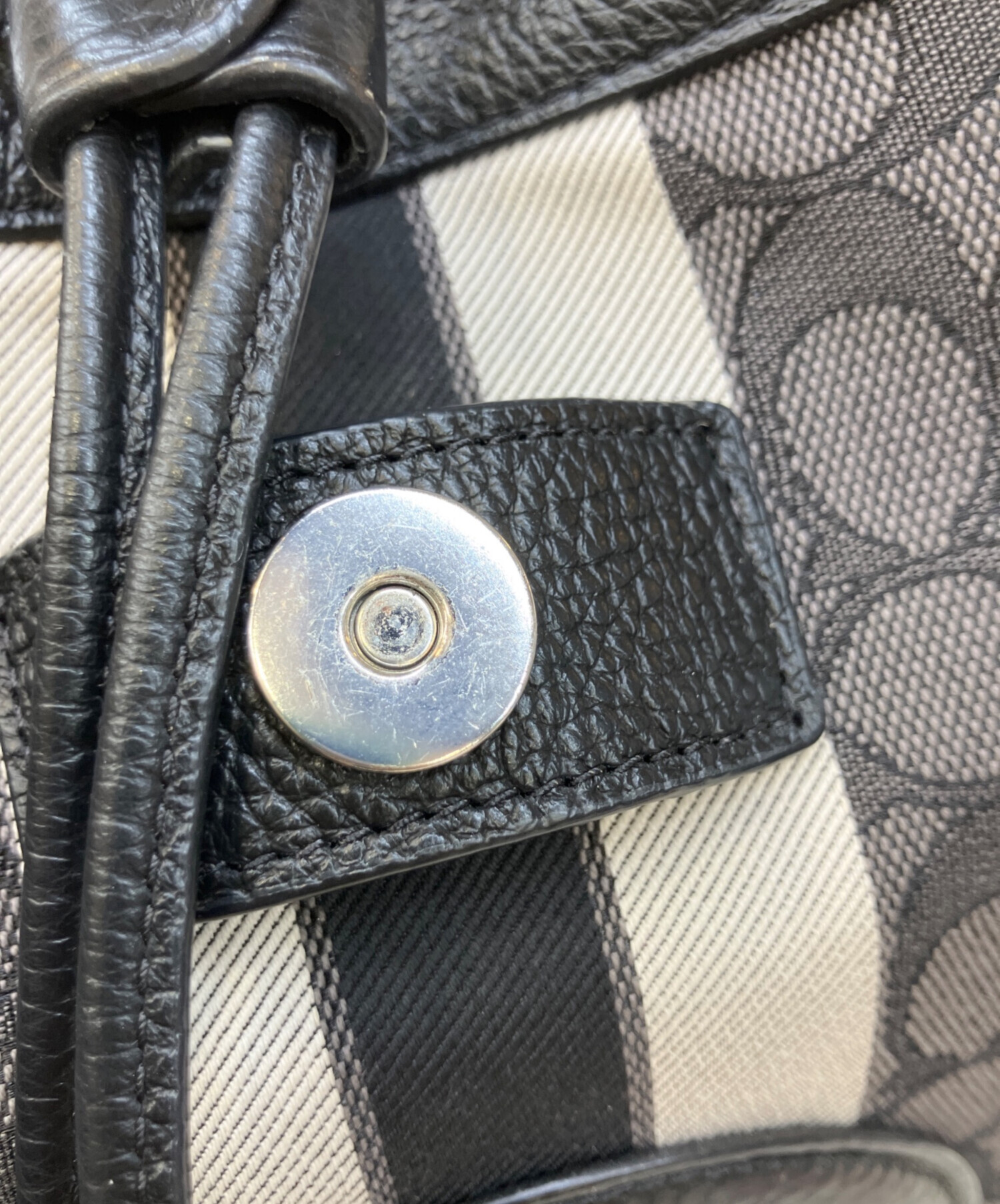 中古・古着通販】COACH (コーチ) デンプシー ドローストリング 