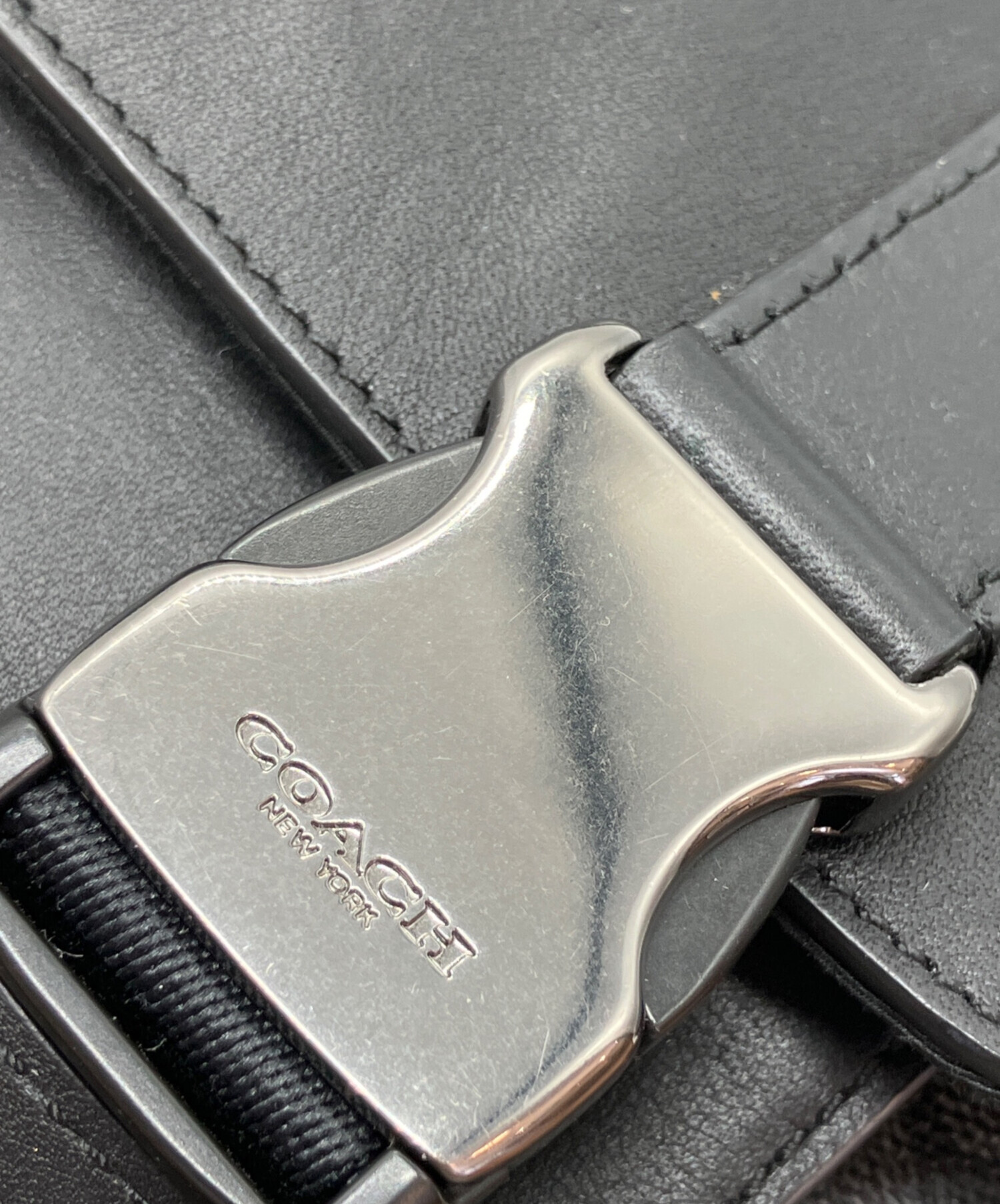 おおもり　Coach ボディバッグ ブラック/グレー 中古・古着通販】COACH (コーチ) トラック クロスボディ バッグ