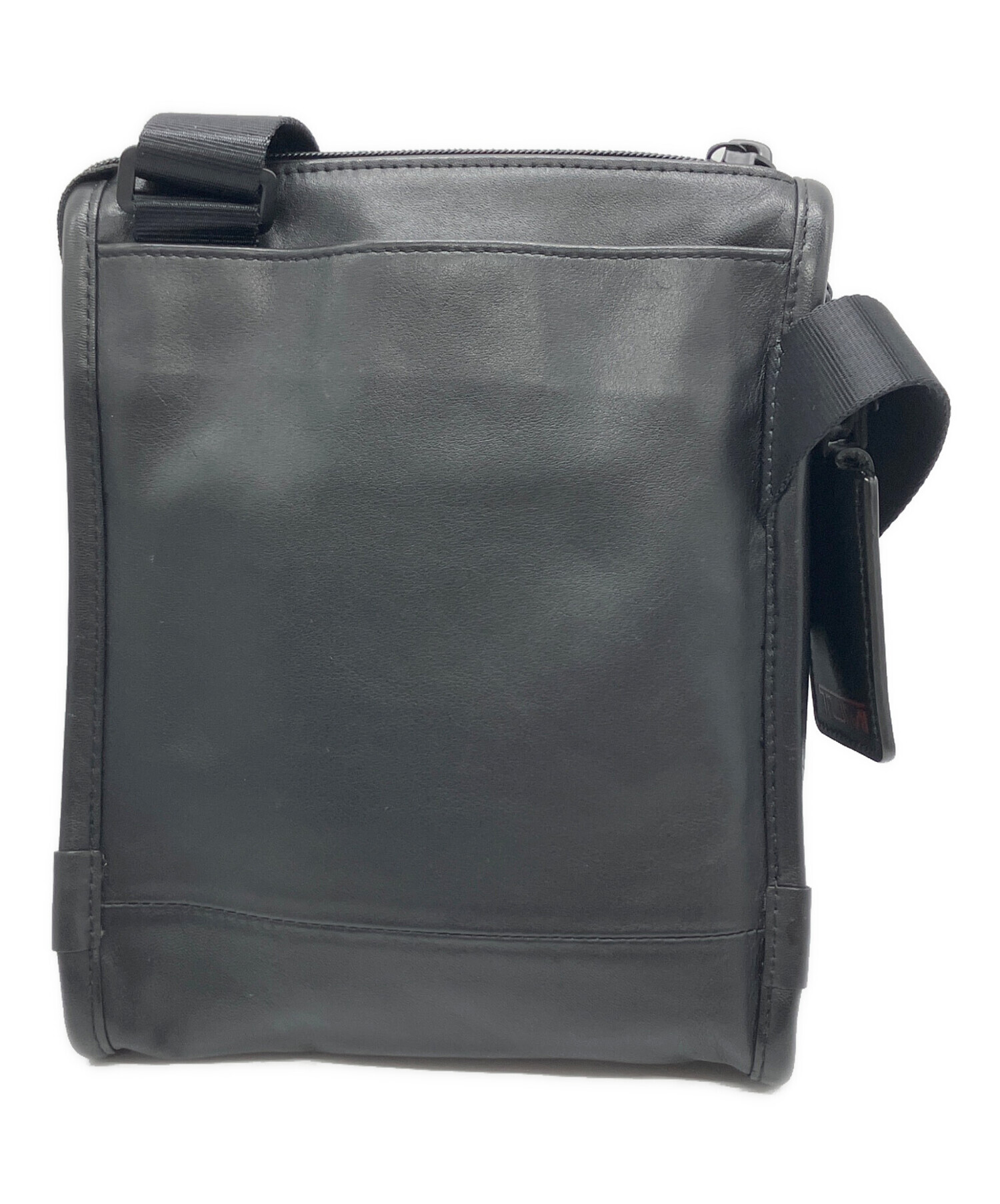 中古・古着通販】TUMI (トゥミ) レザーショルダーバッグ ブラック