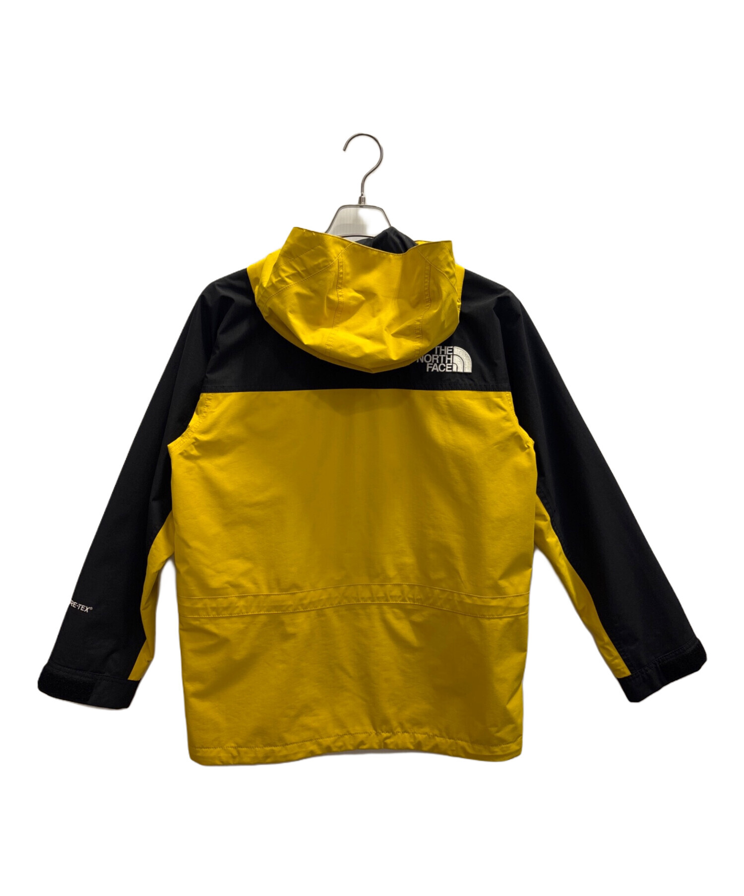 THE NORTH FACE ジャケット 黒/黄色 中古・古着通販】THE NORTH FACE (ザ ノース フェイス) マウンテン