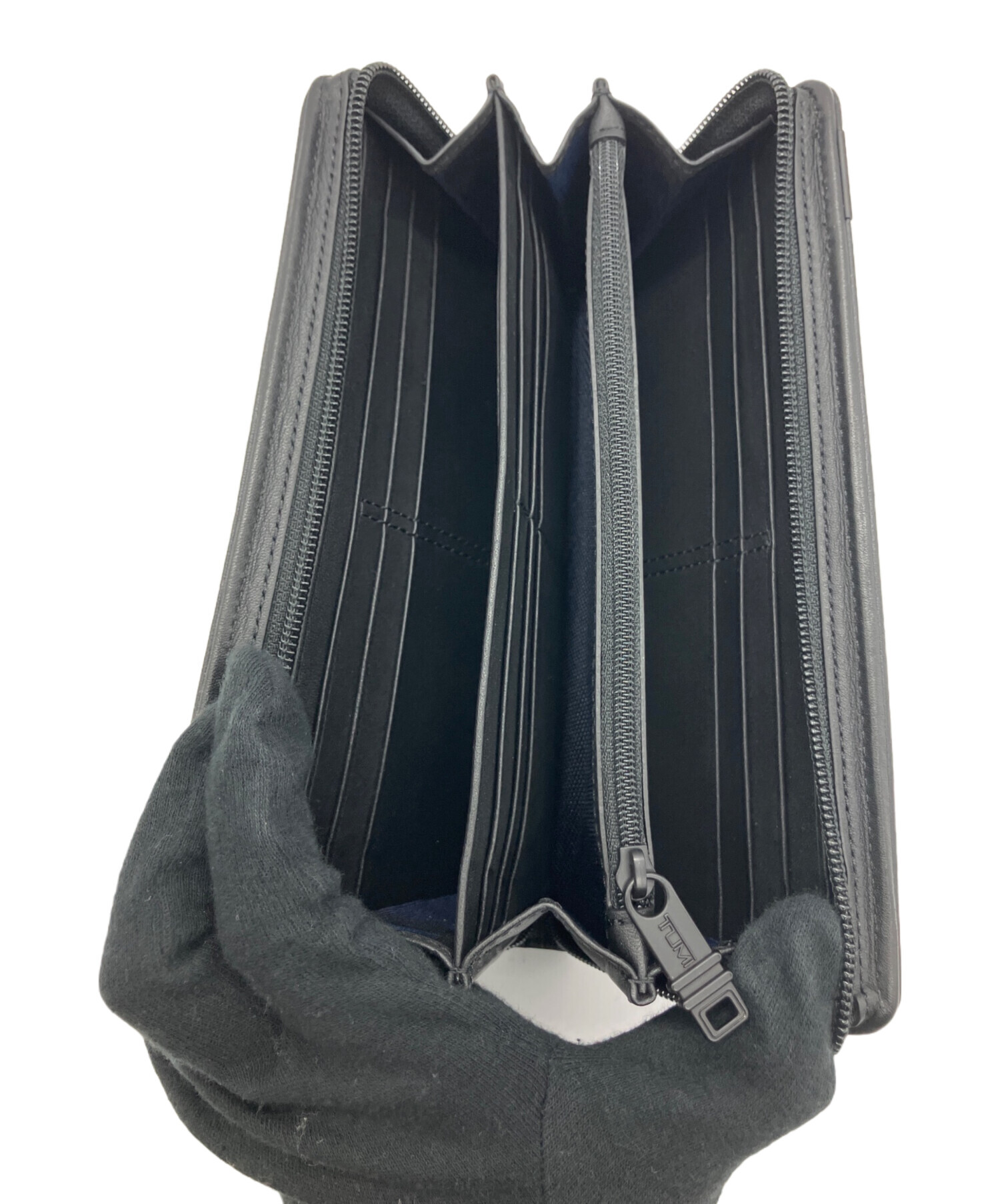 おし)TUMI SOPHNET. ネイビー 長財布 TUMI SOPHNET. ネイビー 長財布