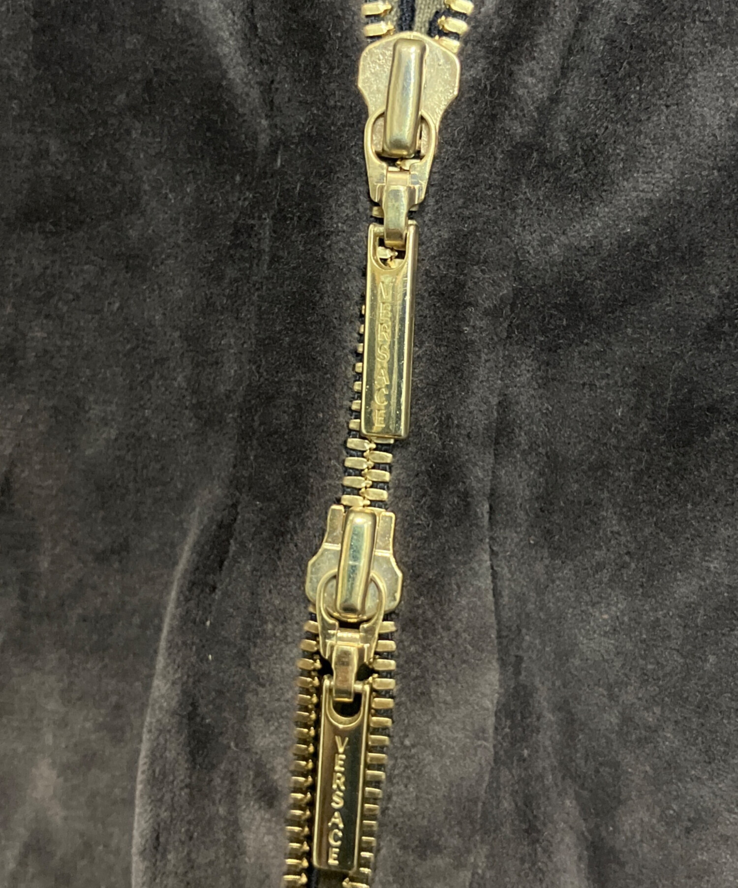 中古・古着通販】VERSACE (ヴェルサーチェ) ベロアジップパーカー