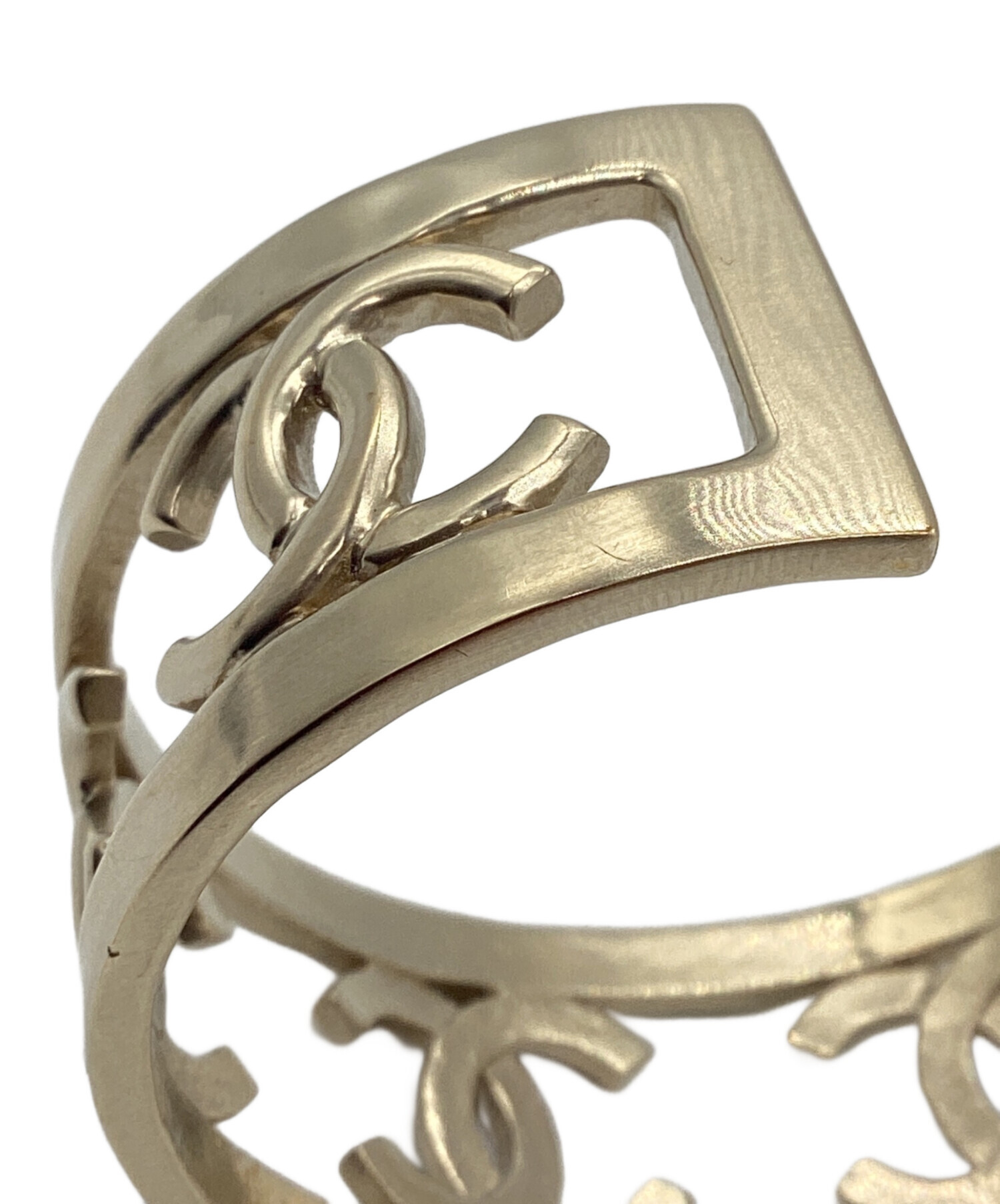 中古・古着通販】CHANEL (シャネル) バングル シャンパンゴールド