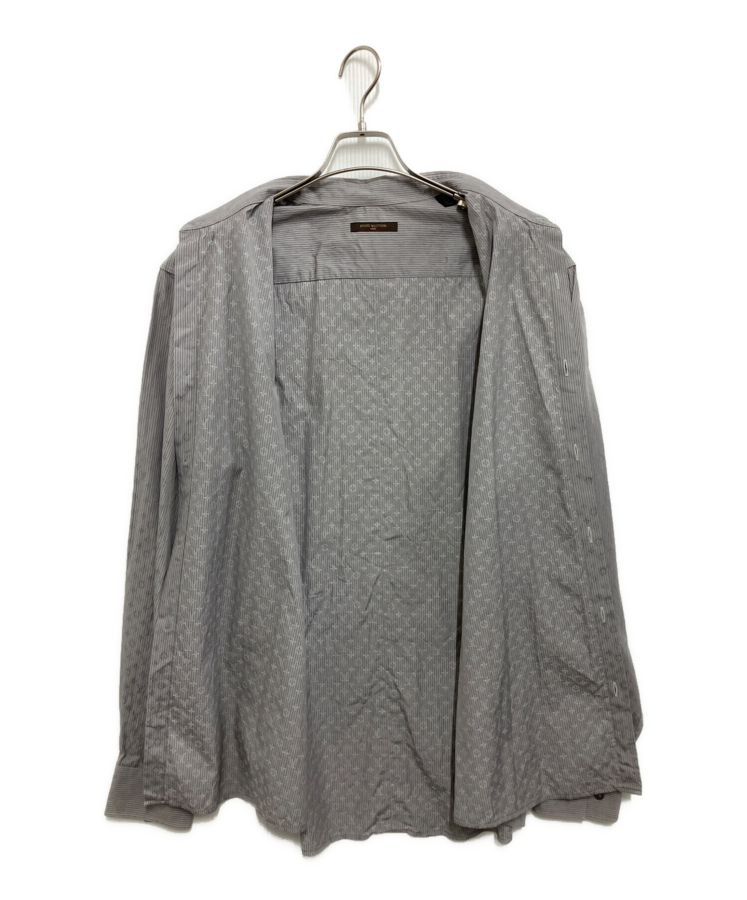 中古・古着通販】LOUIS VUITTON (ルイ ヴィトン) 長袖シャツ グレー 中古・古着通販】LOUIS VUITTON (ルイ ヴィトン) 長袖シャツ グレー