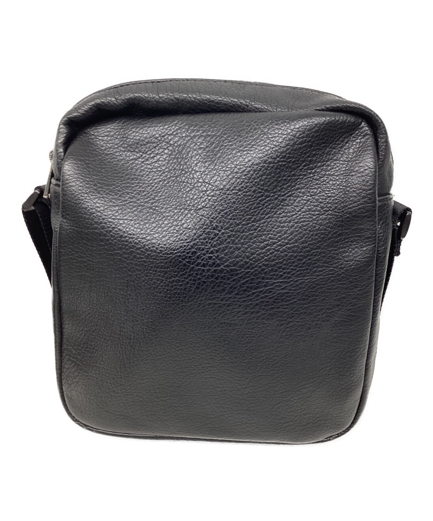 新品未使用品アルマーニショルダーバック 中古・古着通販】ARMANI EXCHANGE (アルマーニ エクスチェンジ
