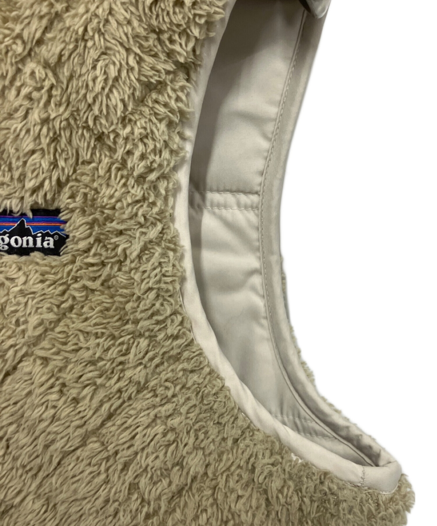 patagonia ボアベスト ベージュ 中古・古着通販】Patagonia (パタゴニア) ボアベスト ホワイト